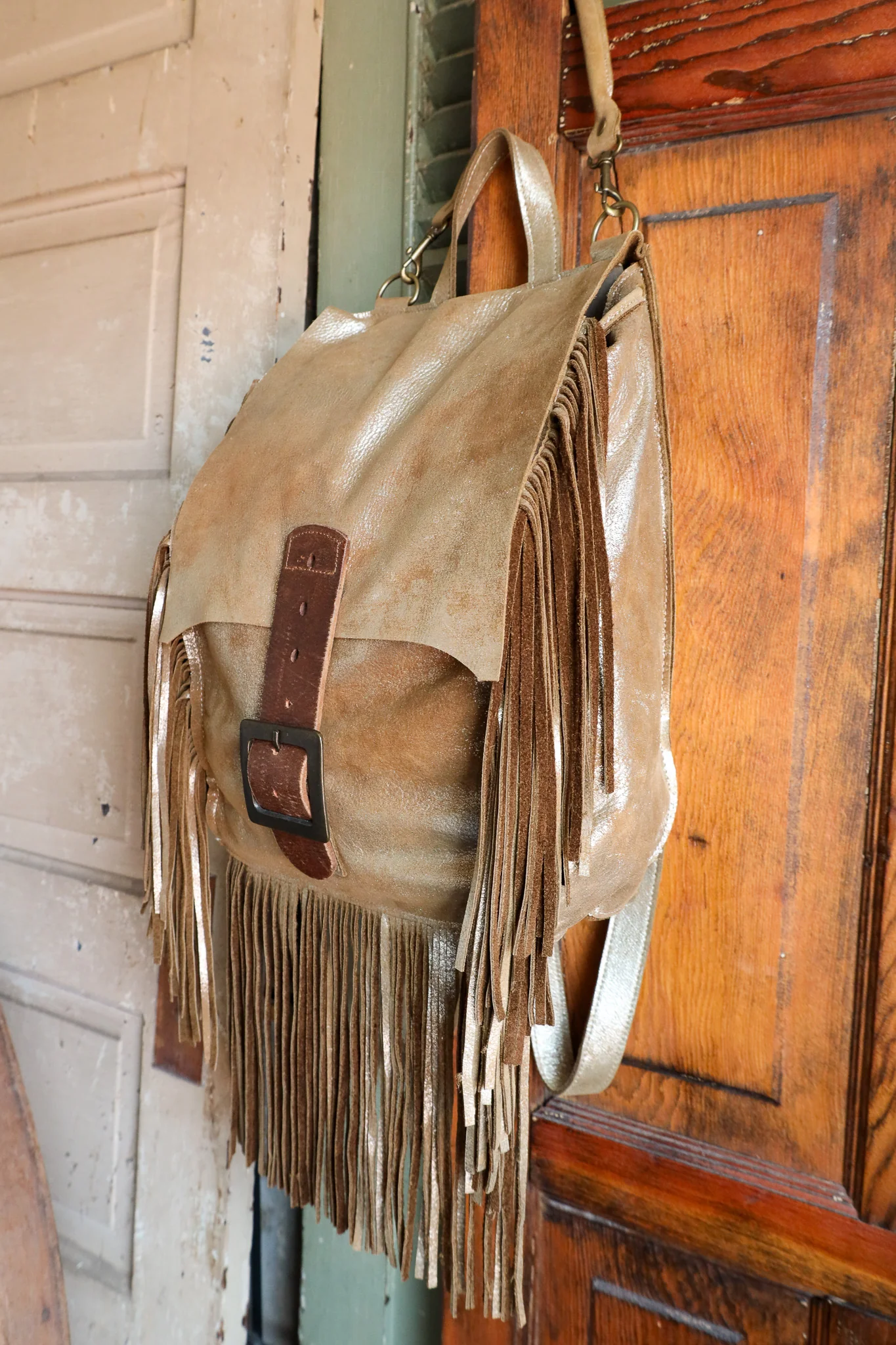 Two Bar West Fringe With Buckle Distress Backpack - Image 2