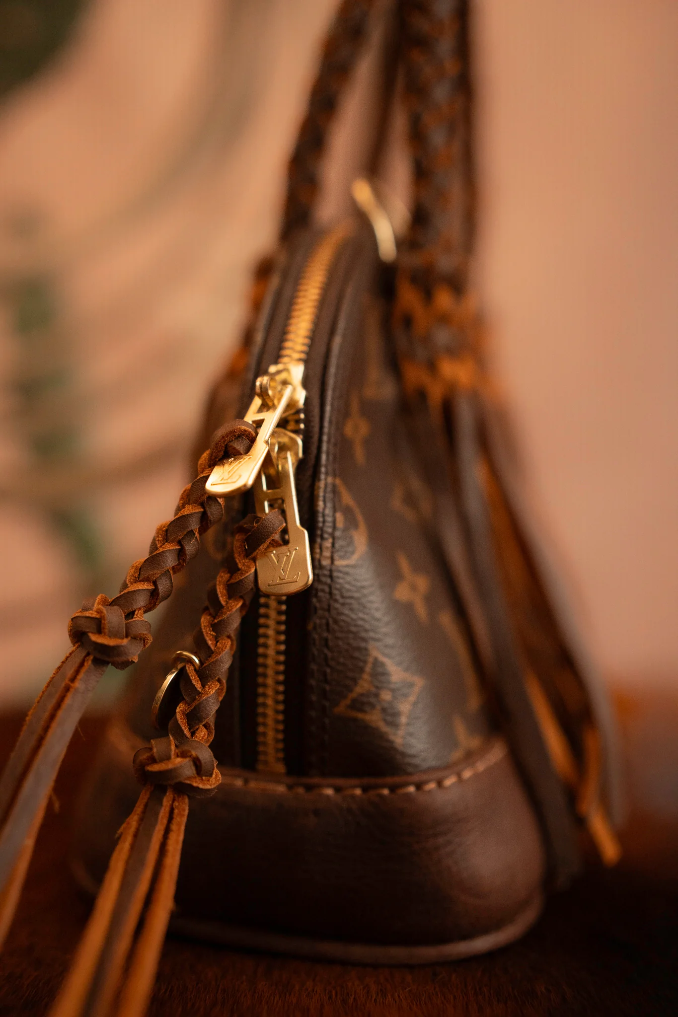 Leather and Vodka 35 Carat Kingman Turquoise Original Alma BB Bag - Image 4