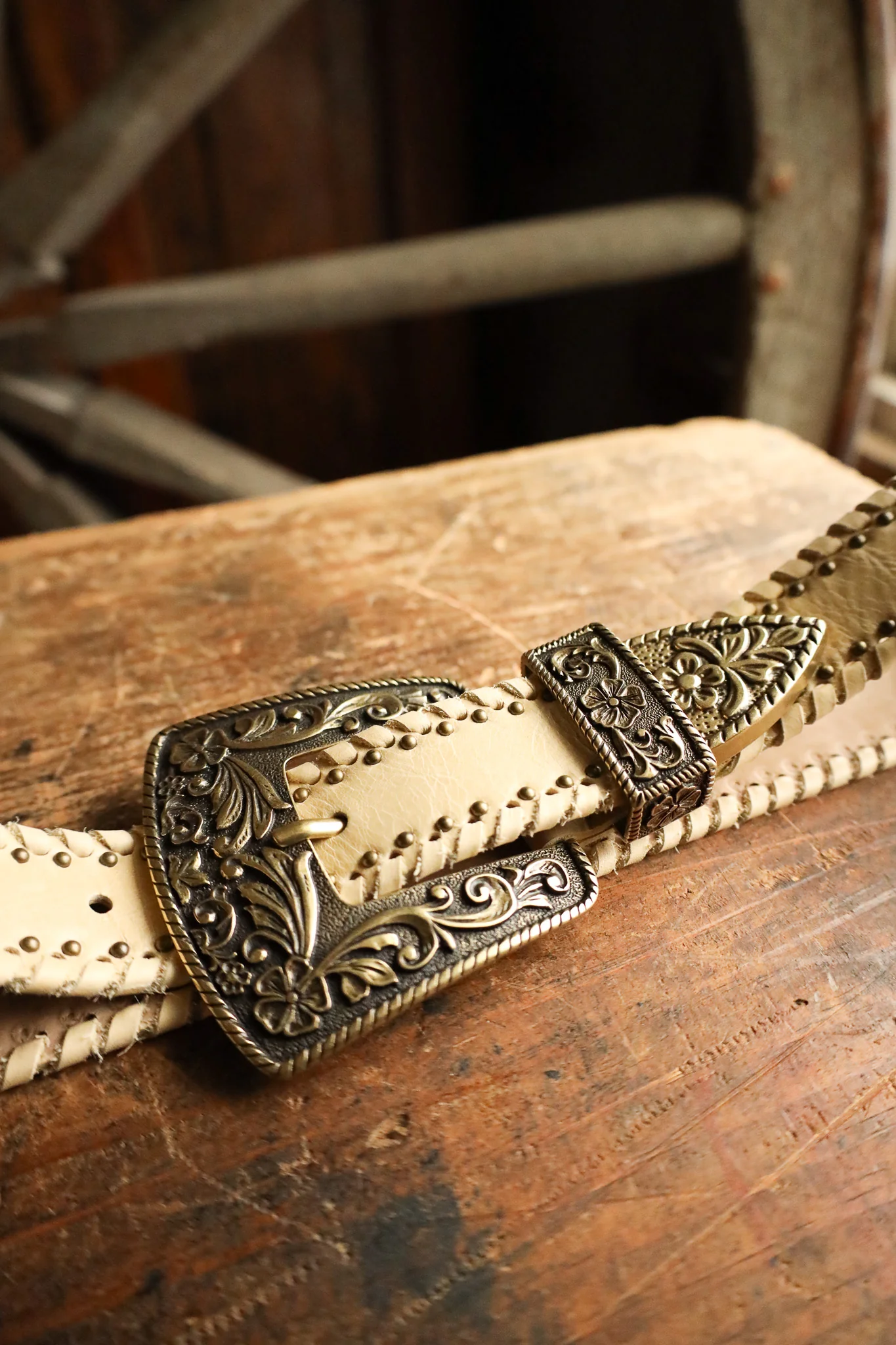 STREETS AHEAD BRASS BUCKLE STUD WHIPSTITCH BELT - Image 3