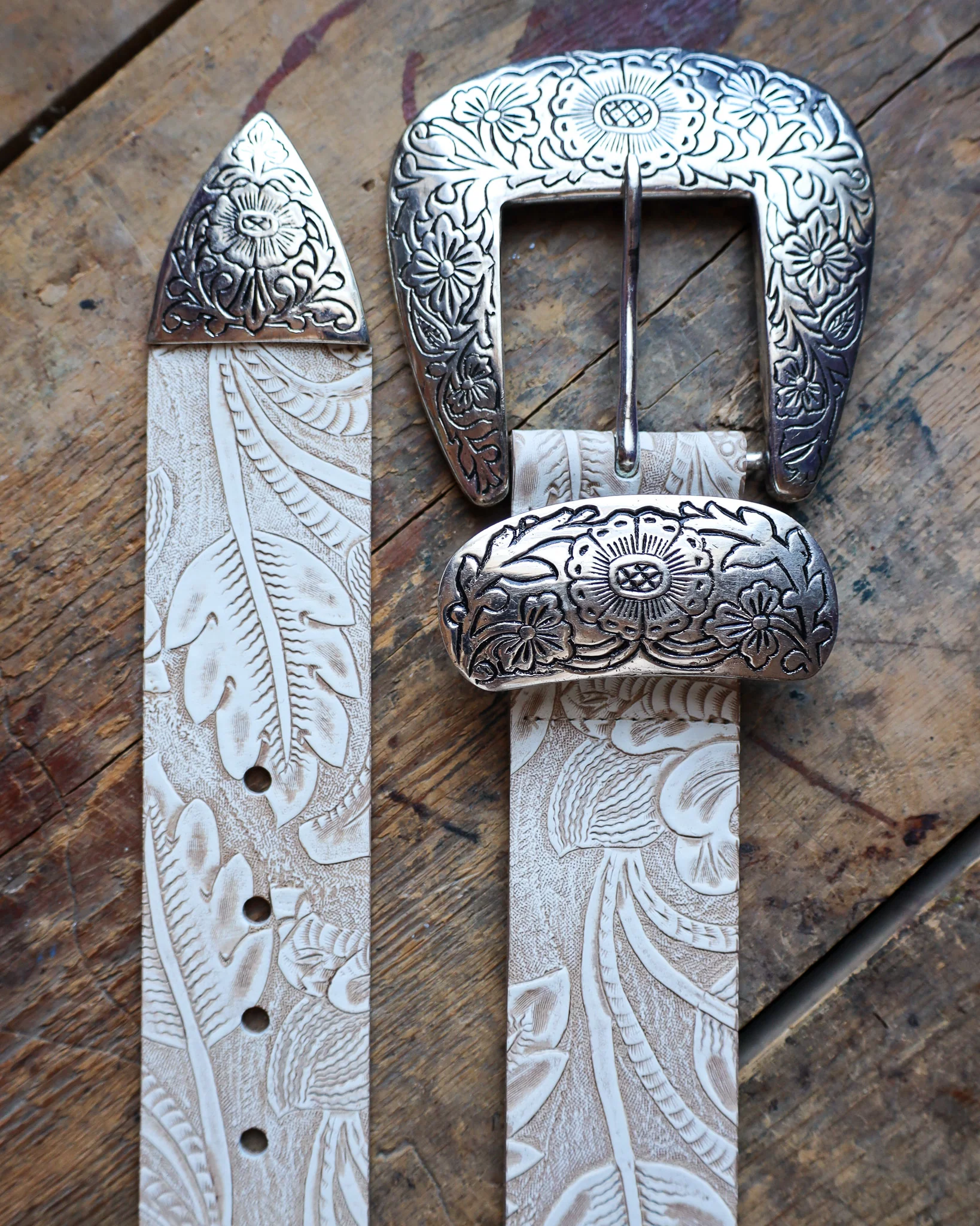 Streets Ahead Big Buckle Belt- Ivory - Image 6