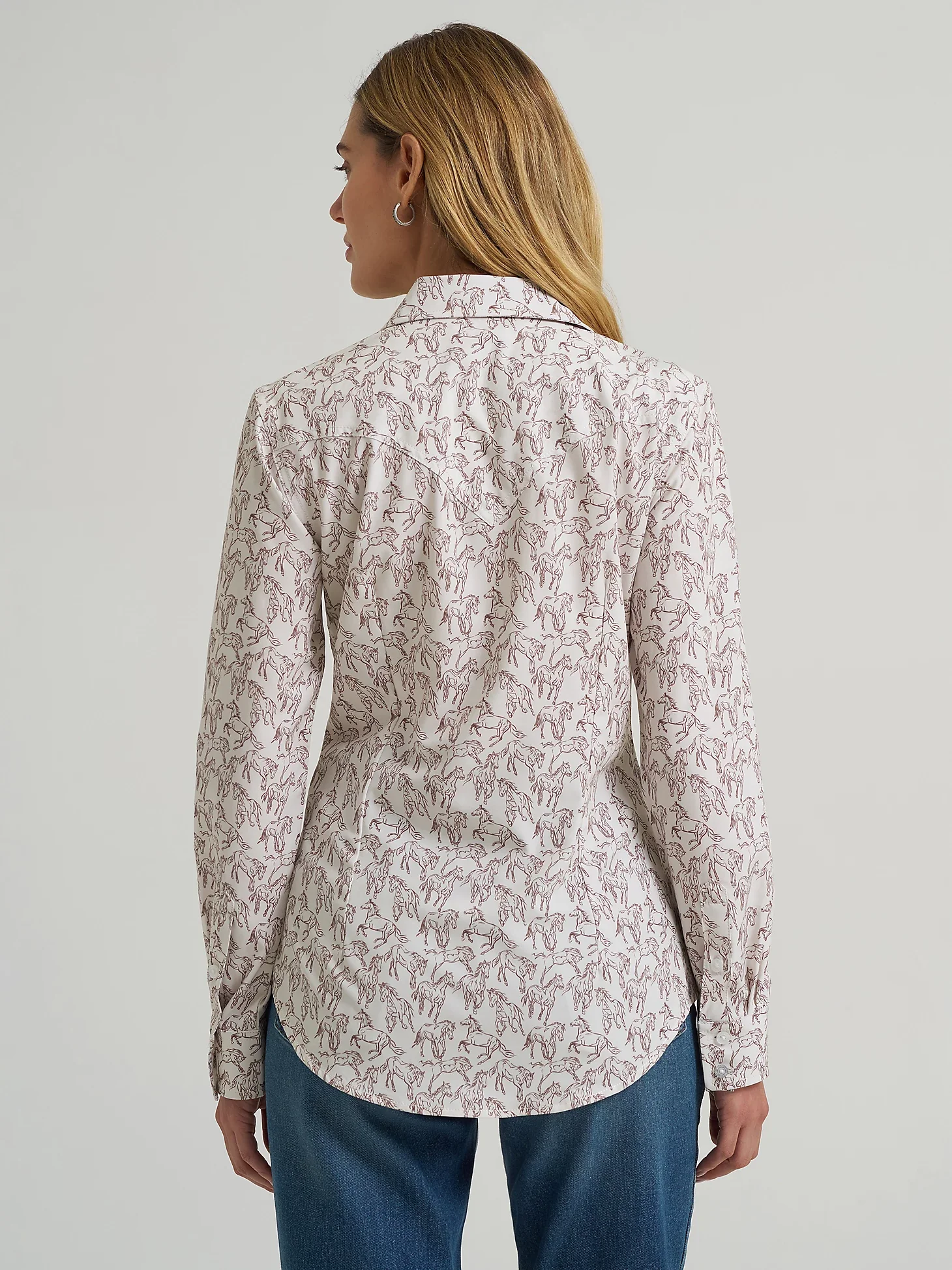 Wrangler Aria Performance Shirt - Image 3