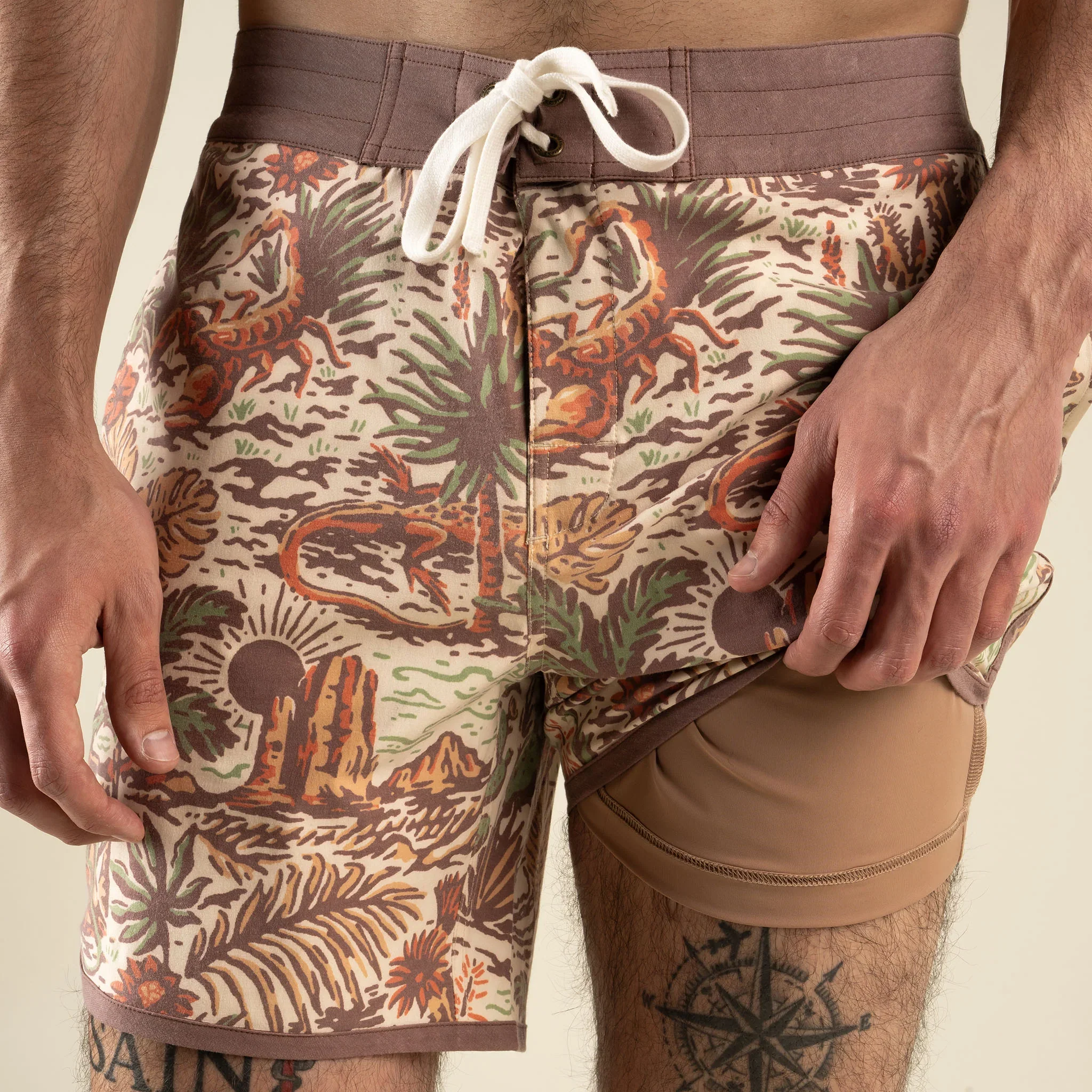 Sendero Point Bar Boardshort - Image 3