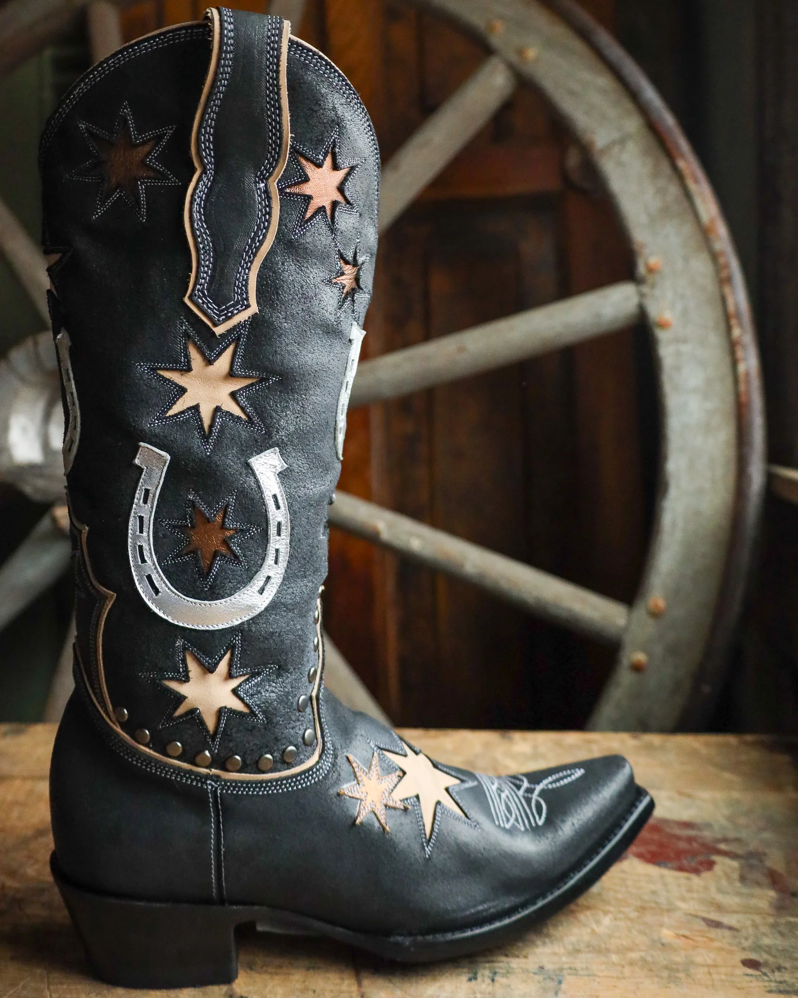 OLD GRINGO WOMEN'S LUCKY STAR 14" BOOT- BLACK