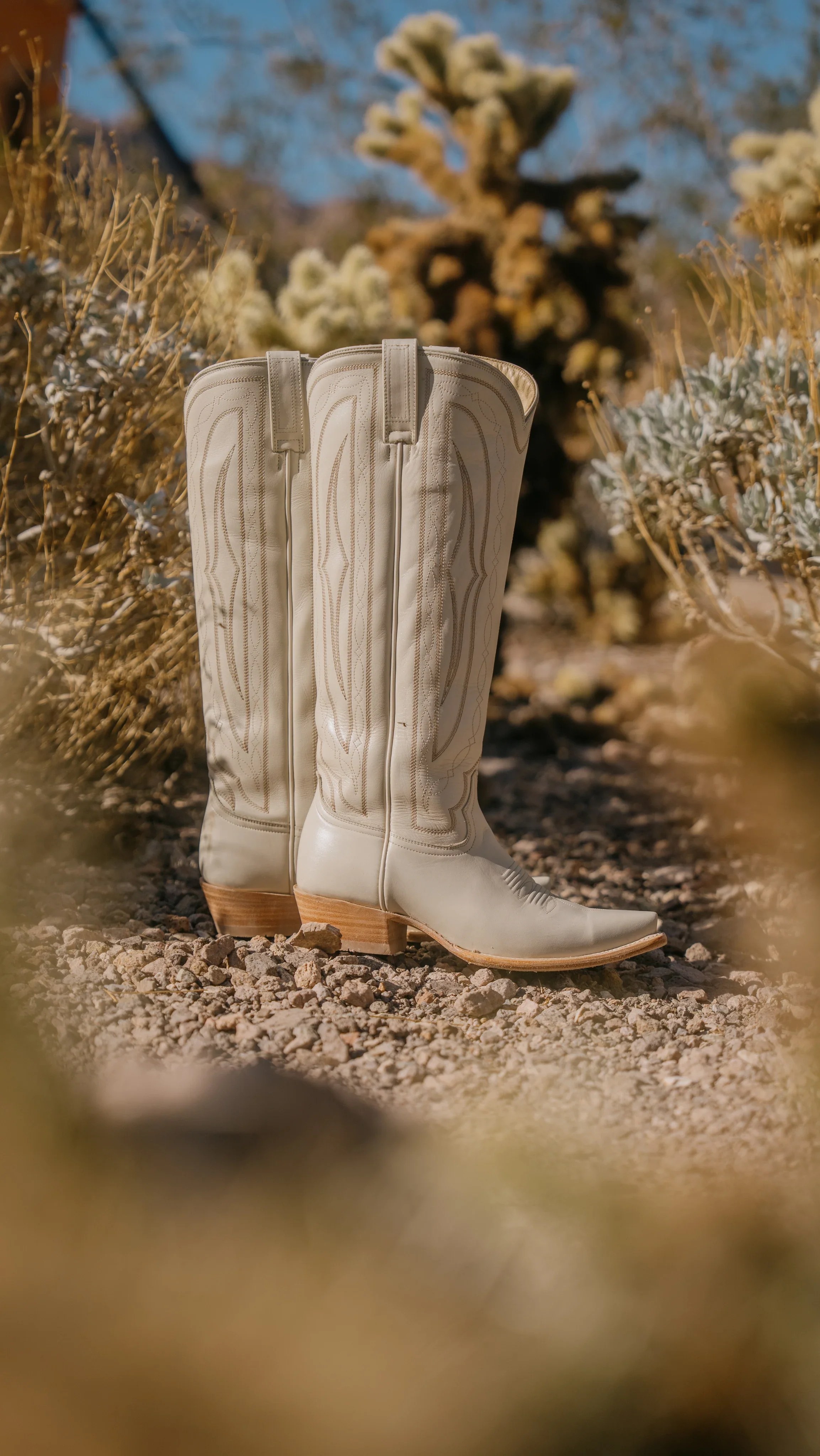 Hyer Women's Wildcat Tall 17" Boot- Moonlight - Image 5