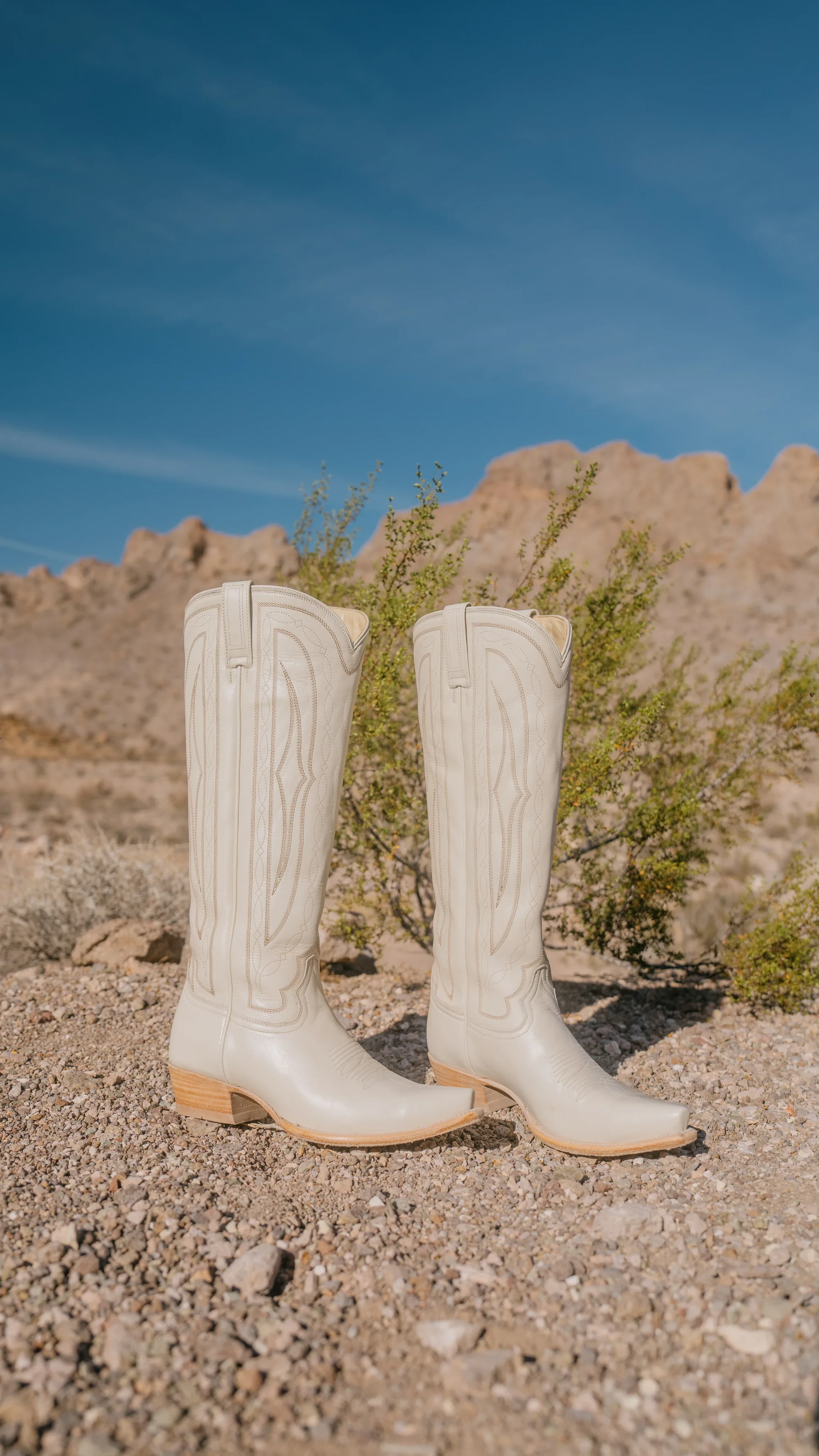 Hyer Women's Wildcat Tall 17" Boot- Moonlight - Image 7