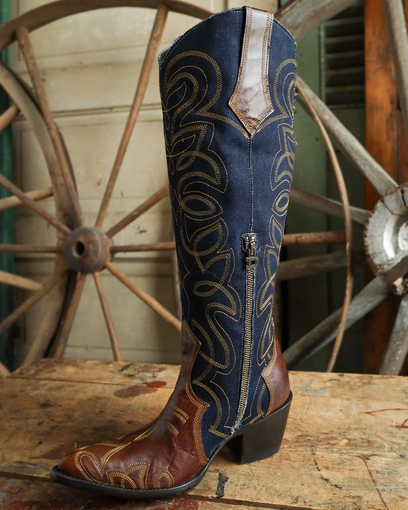 Double D By Old Gringo Women's Favorite Jean 18" Boot - Image 4