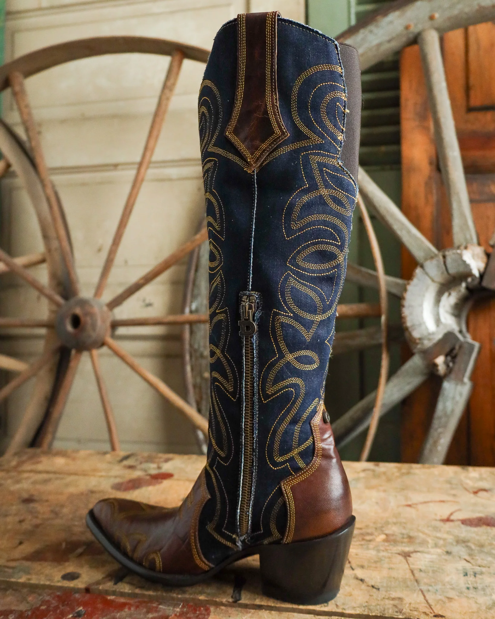 Double D By Old Gringo Women's Favorite Jean 18" Boot - Image 5