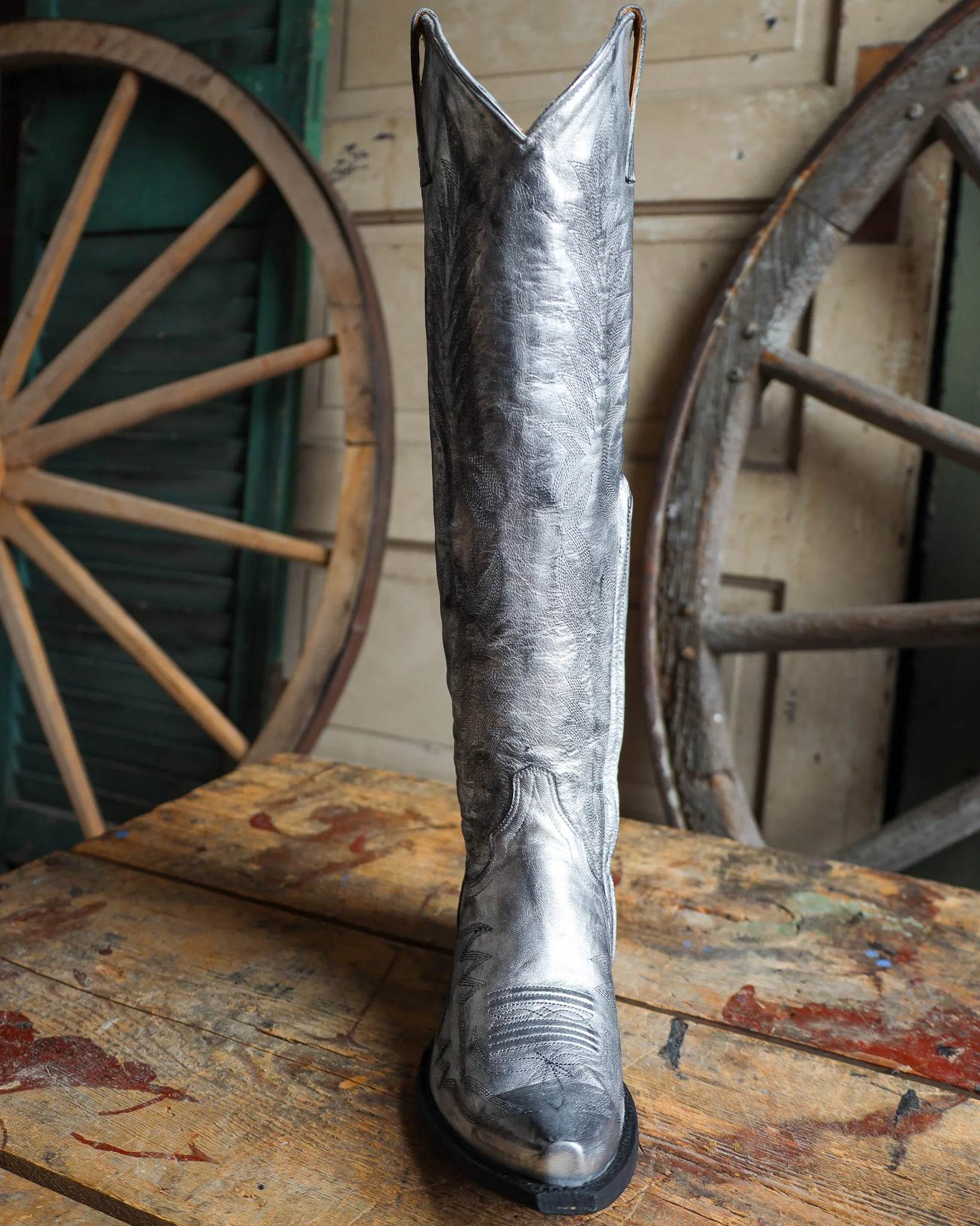 OLD GRINGO WOMEN'S MAYRA METALLIC SILVER 18" BOOT - Image 3