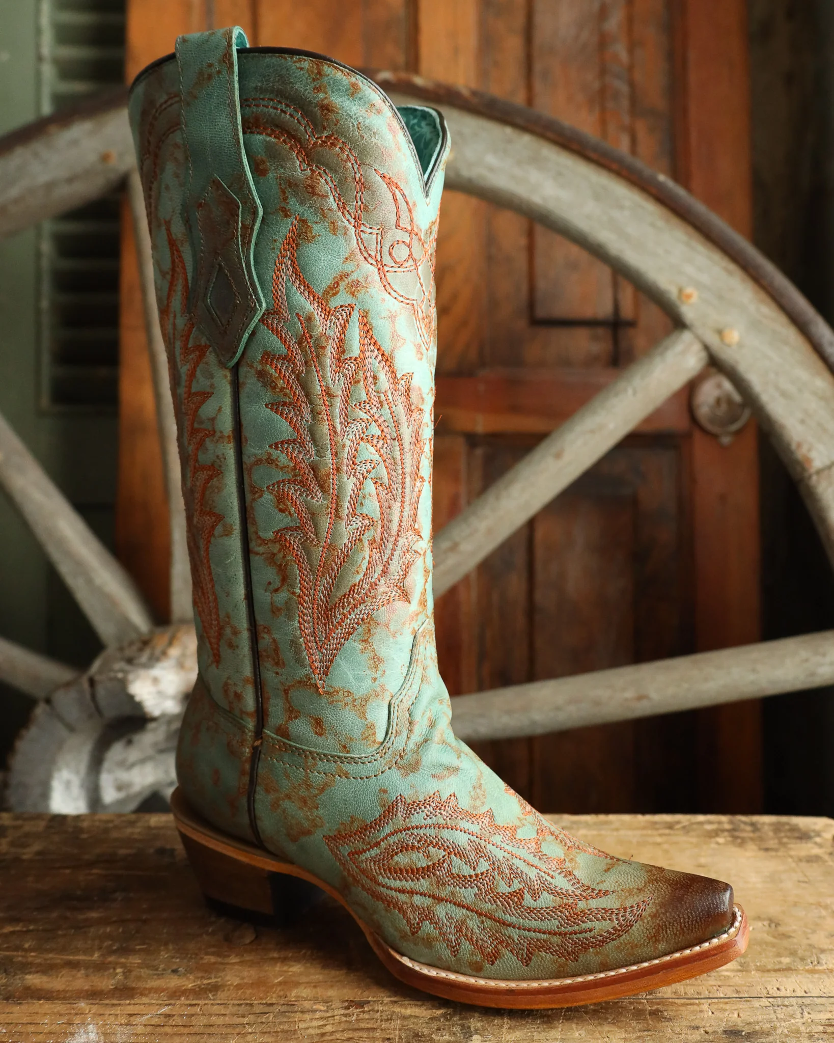CORRAL WOMEN'S EMBROIDERY 13" BOOT - Image 2