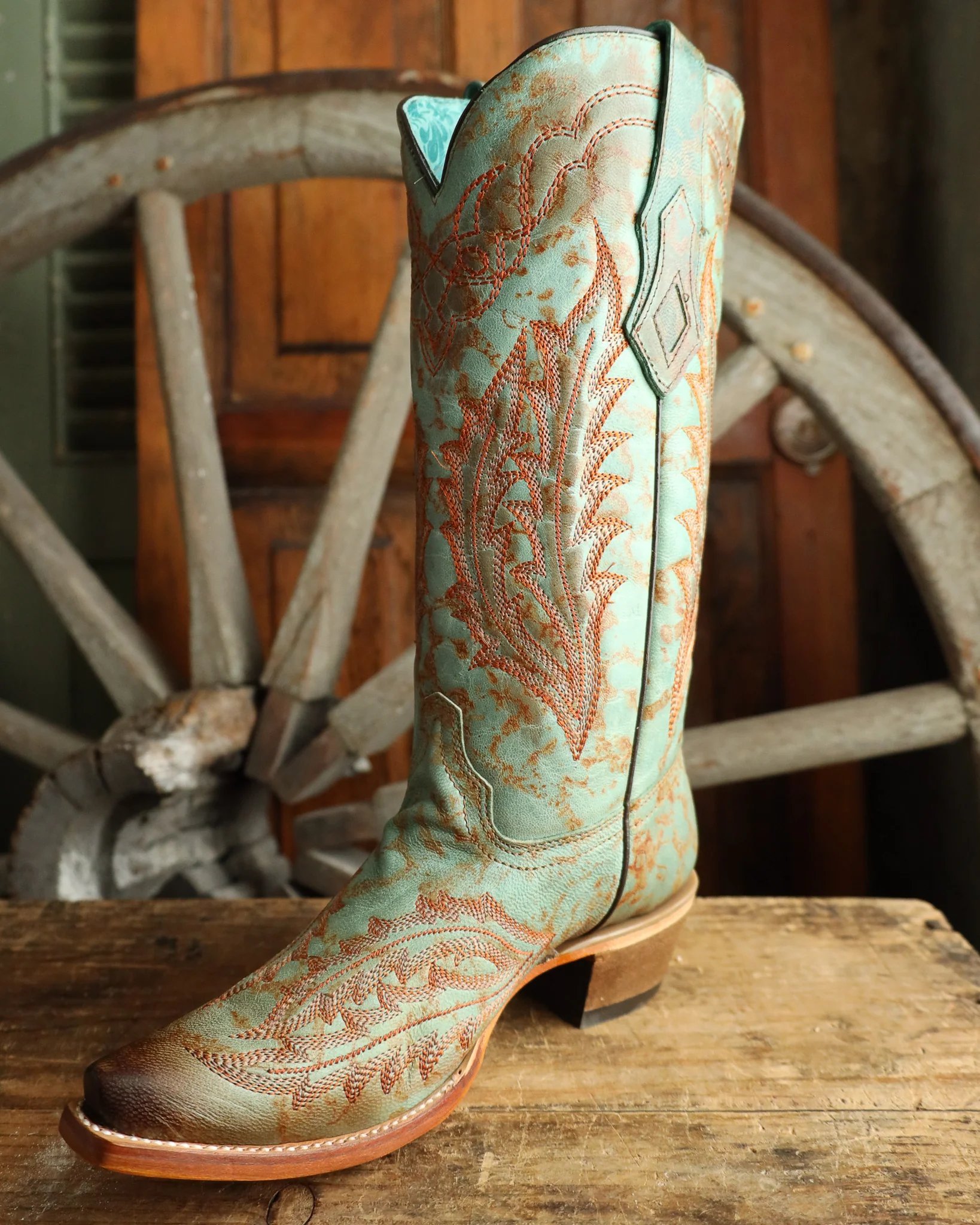 CORRAL WOMEN'S EMBROIDERY 13" BOOT - Image 5