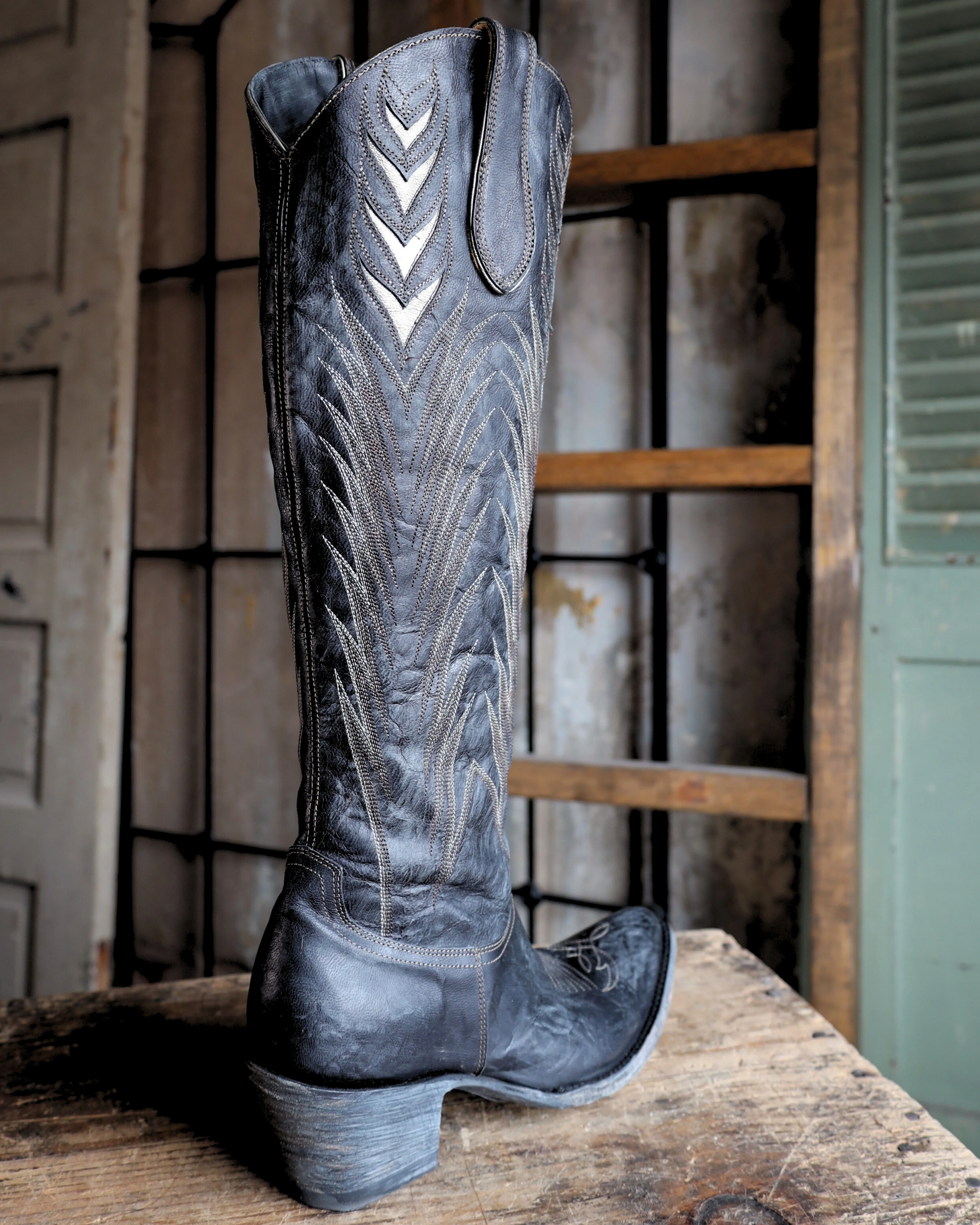 OLD GRINGO WOMEN'S EMMER 18" BOOT - Image 8