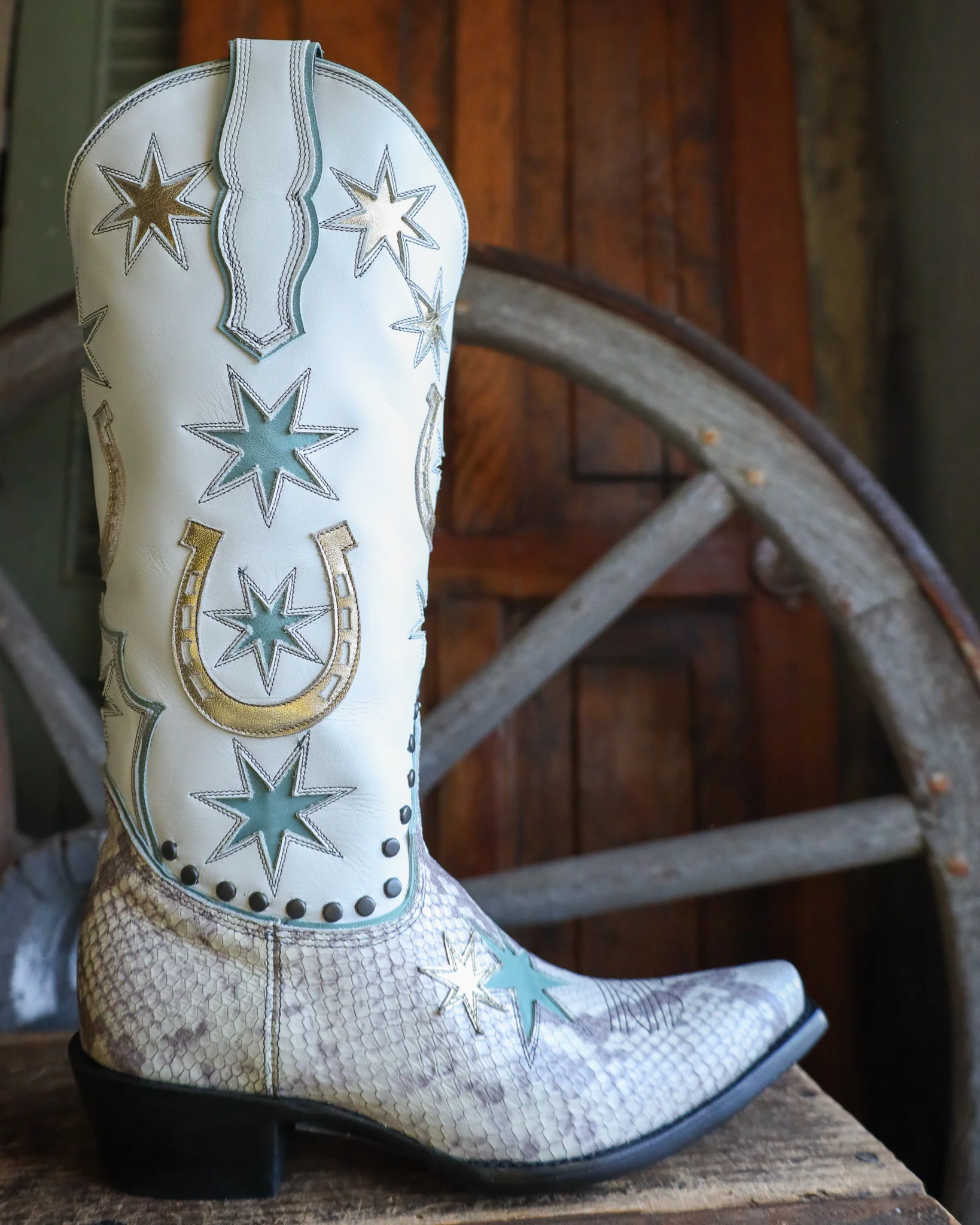 OLD GRINGO WOMEN'S LUCKY STAR 14" BOOT- CREAM AND BLUE
