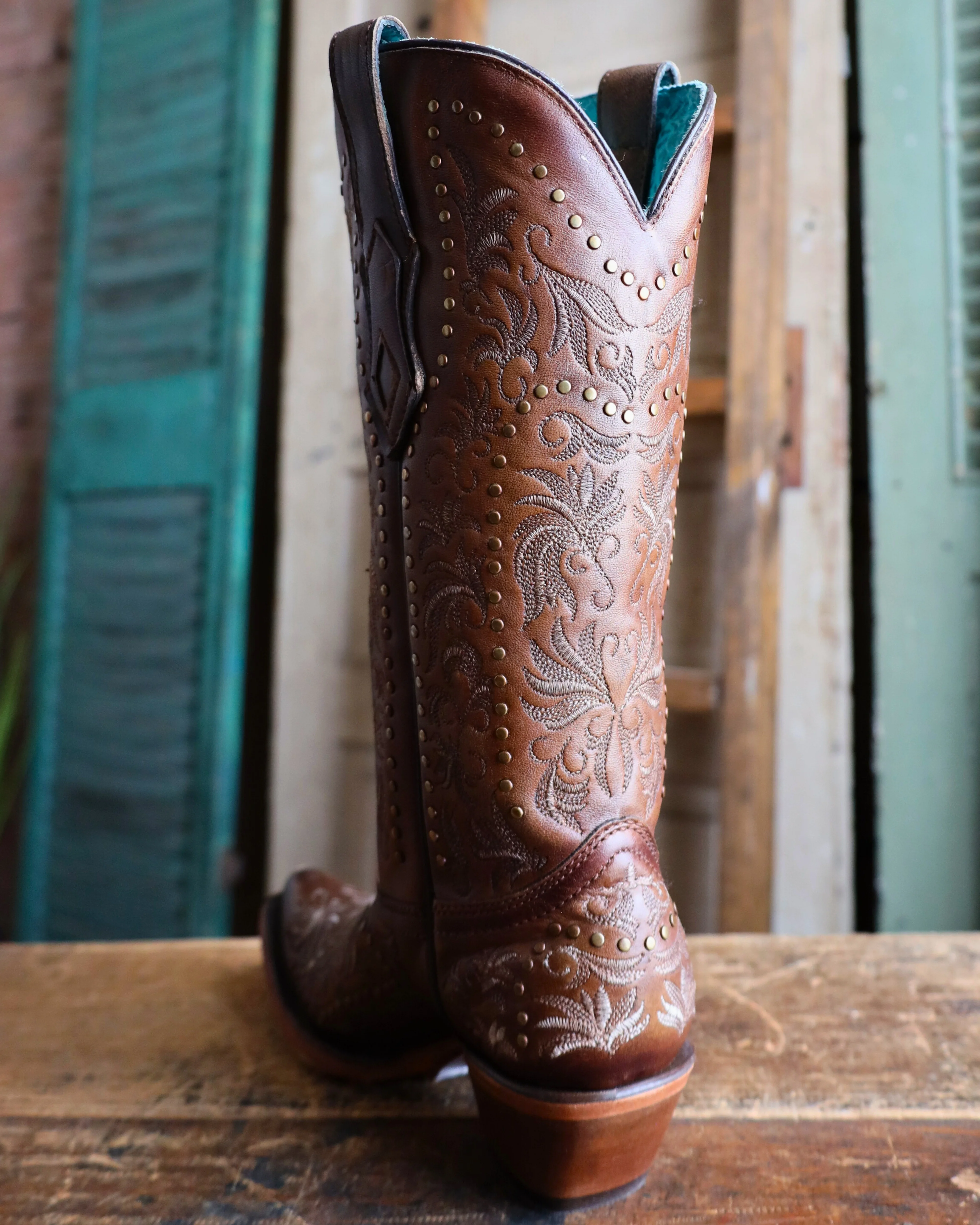 CORRAL WOMEN'S MAPLE SNIP TOE EMBROIDERED STUDS 13" BOOT - Image 5