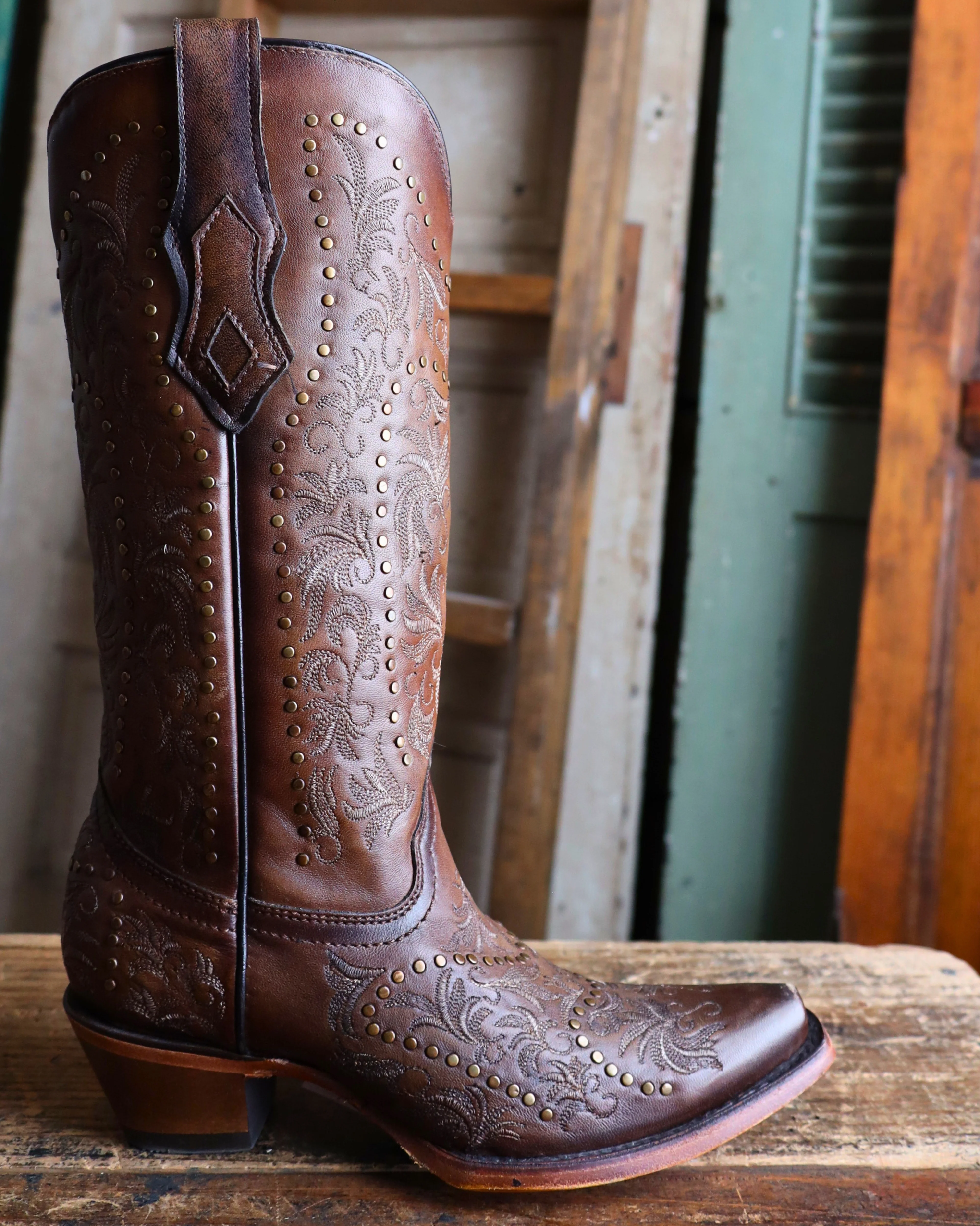 CORRAL WOMEN'S MAPLE SNIP TOE EMBROIDERED STUDS 13" BOOT - Image 9