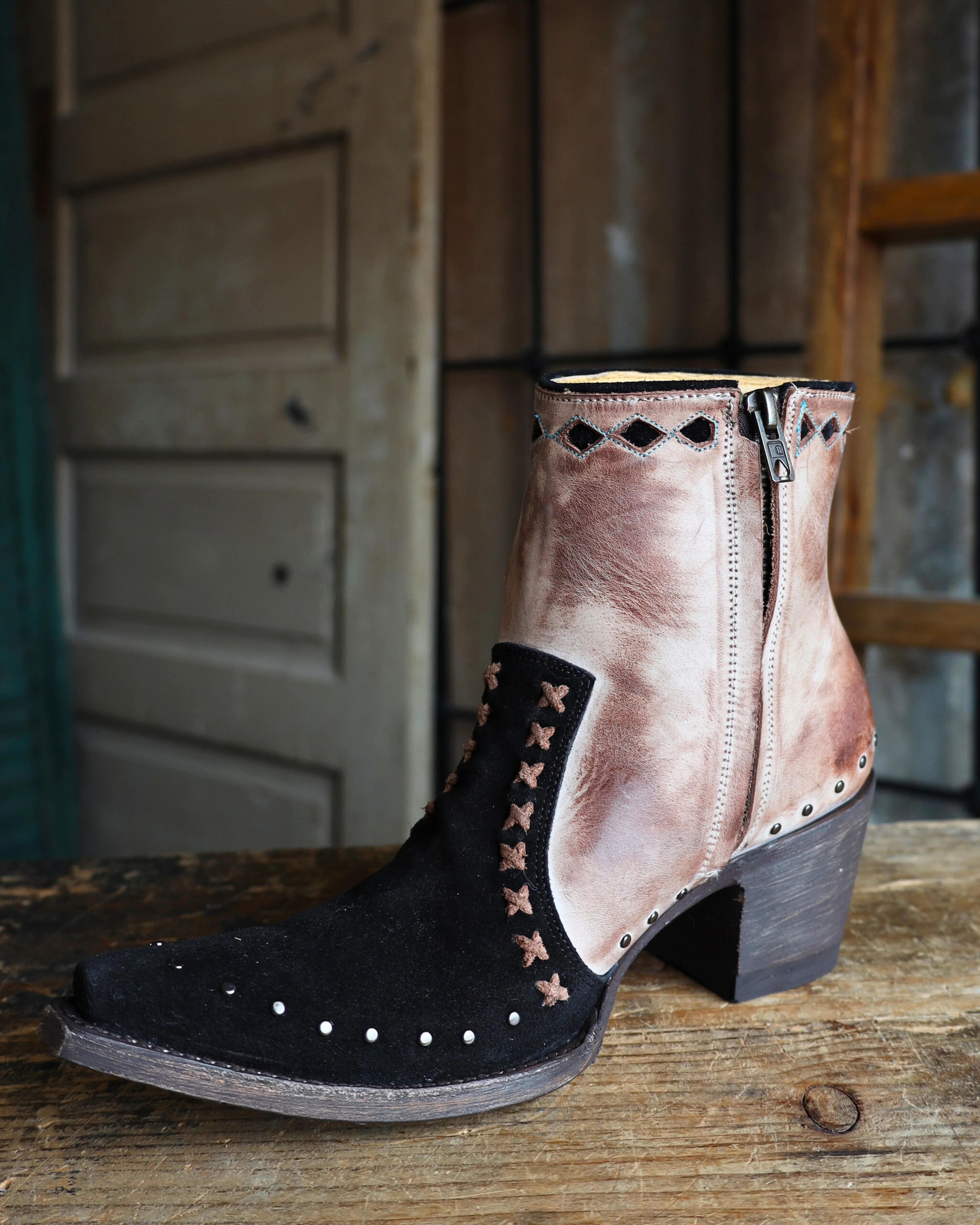 YIPPEE KI YAY BY OLD GRINGO WOMEN'S MAYBELL 6" BOOT - Image 4
