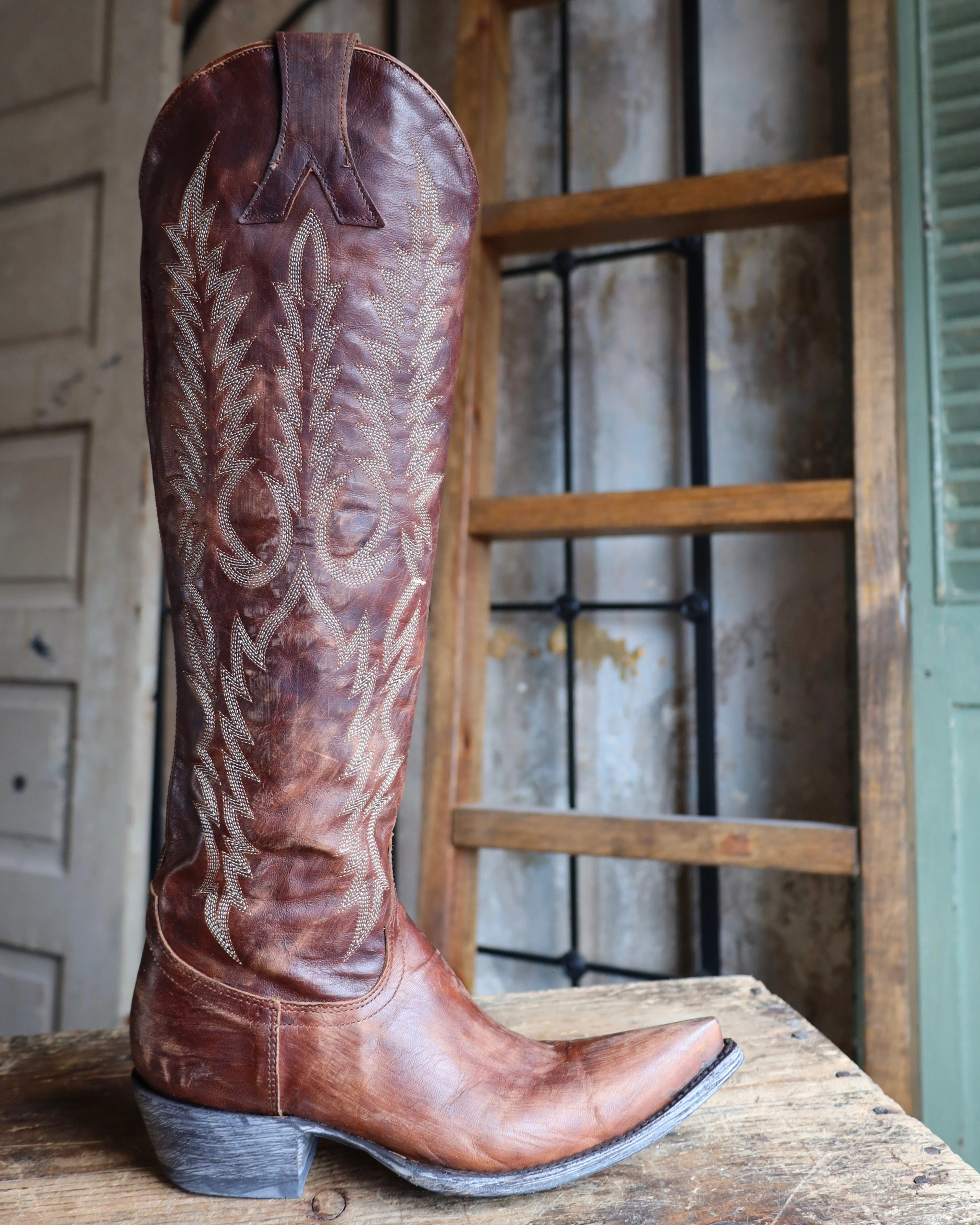 OLD GRINGO WOMEN'S MAYRA BRASS 18" BOOT - Image 8