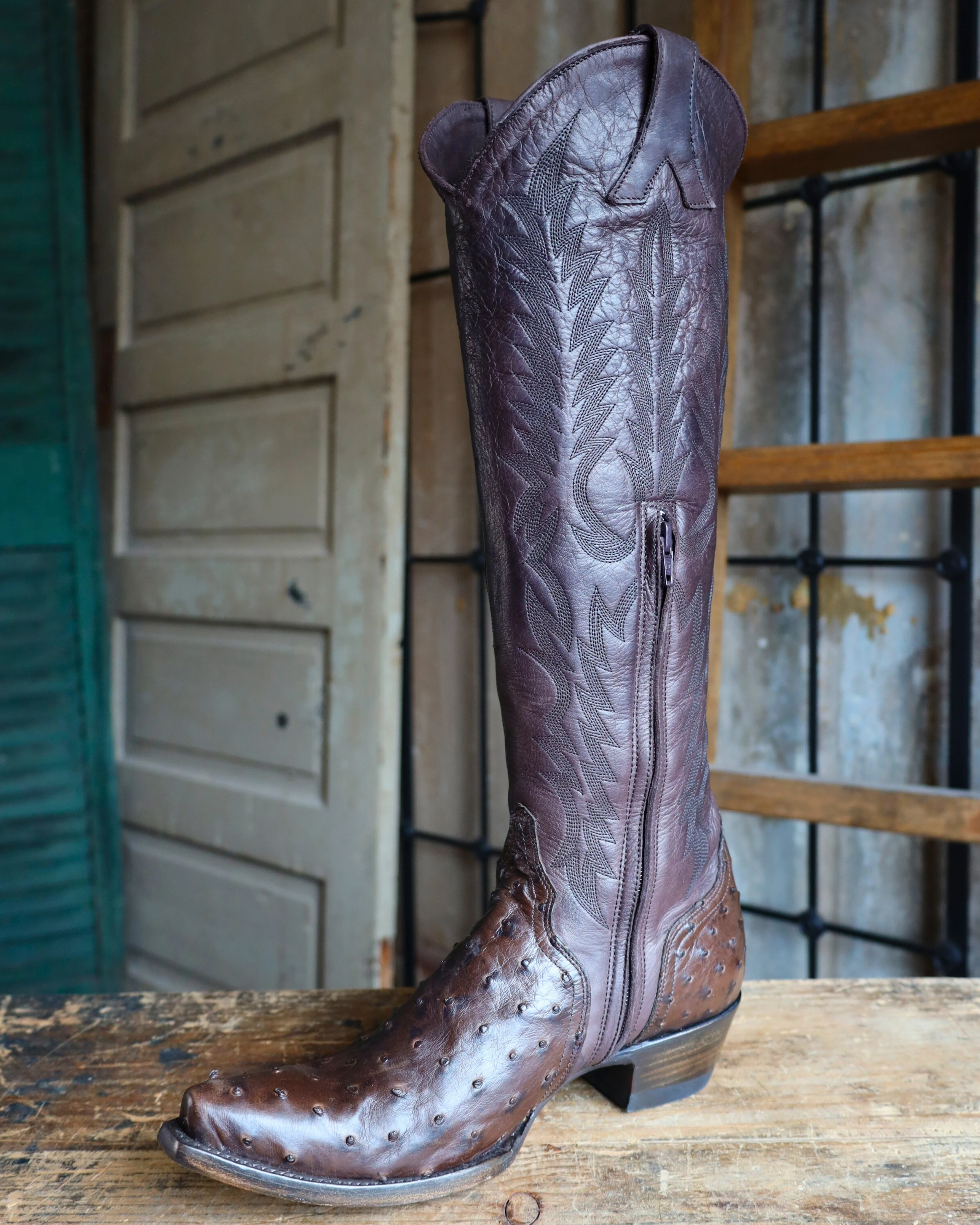 OLD GRINGO WOMEN'S MAYRA OSTRICH 18" BOOT- CHOCOLATE - Image 7