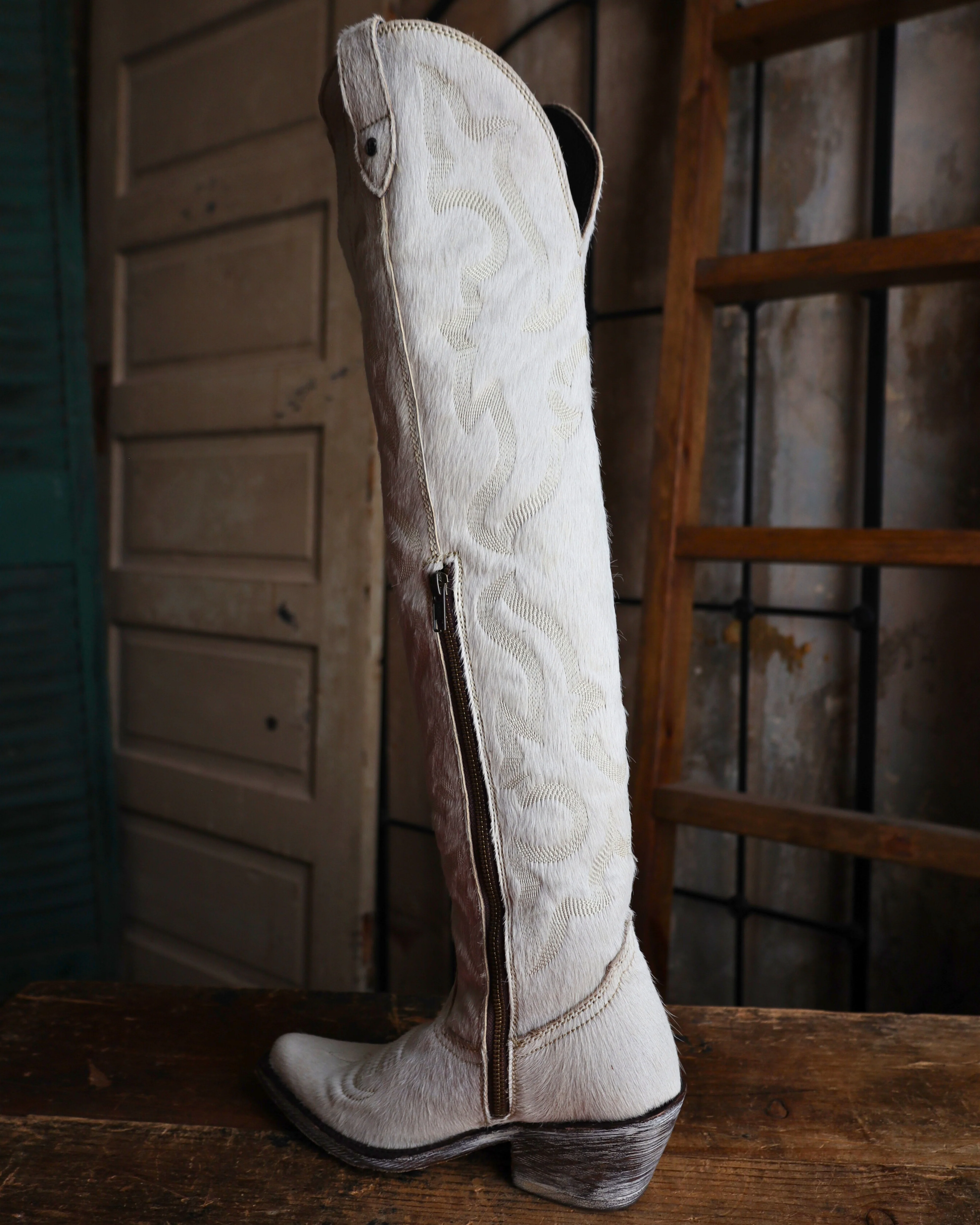 LIBERTY BLACK WOMEN'S PAIGE PERLA 18" BOOT - Image 6