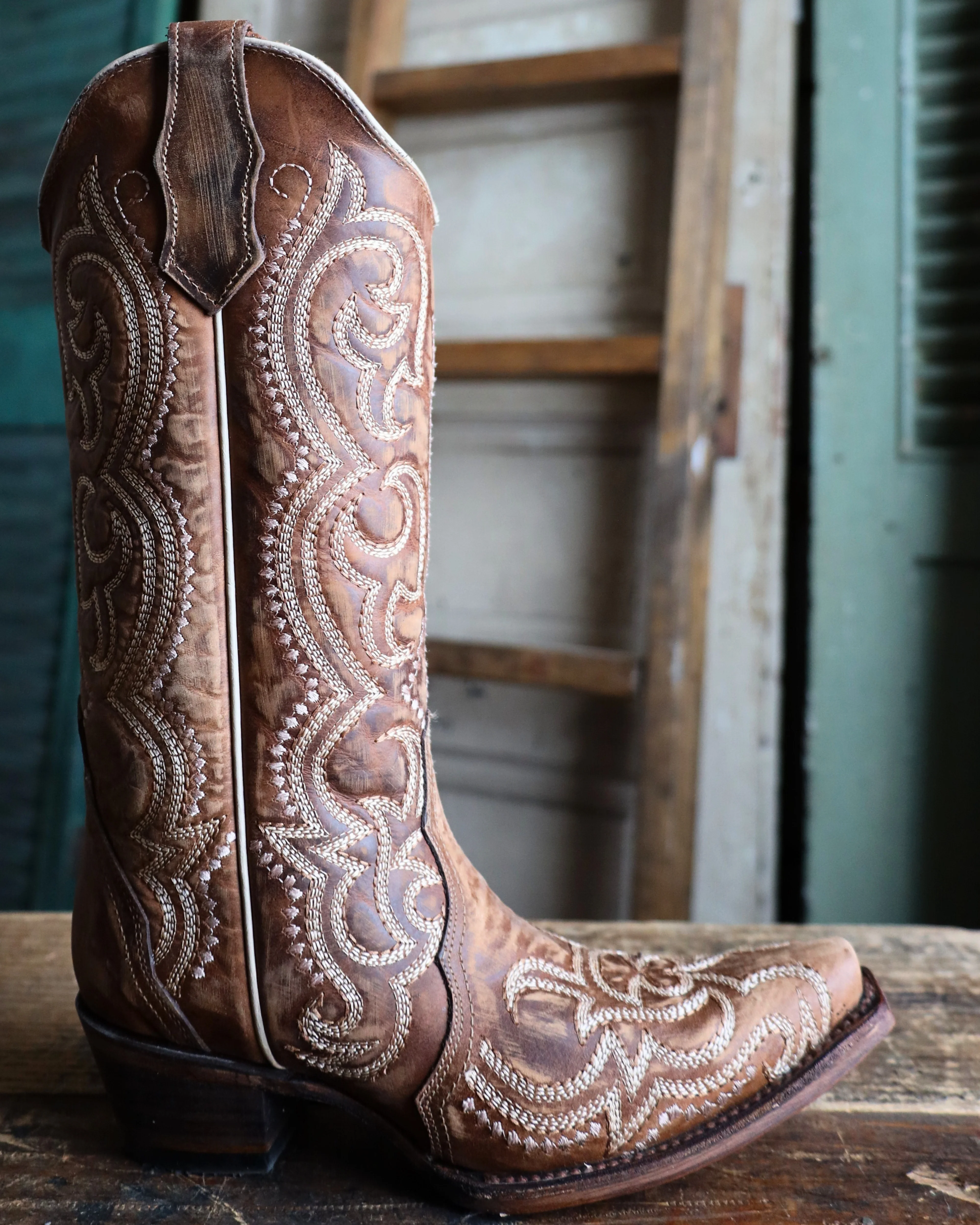 CIRCLE G BY CORRAL WOMEN'S SEQUENCE EMBROIDERY 13" BOOT - Image 9