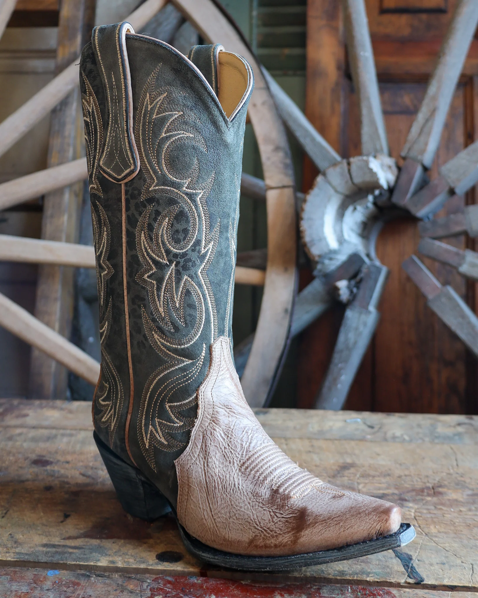 YIPPEE KI YAY BY OLD GRINGO WOMEN'S SOMERS TAN AND CARBON 12" BOOT - Image 2