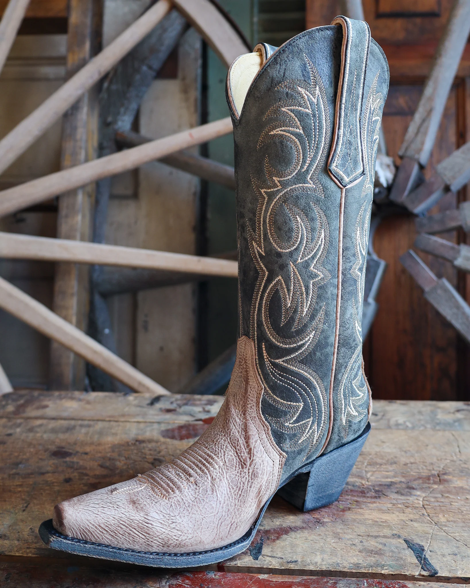YIPPEE KI YAY BY OLD GRINGO WOMEN'S SOMERS TAN AND CARBON 12" BOOT - Image 6