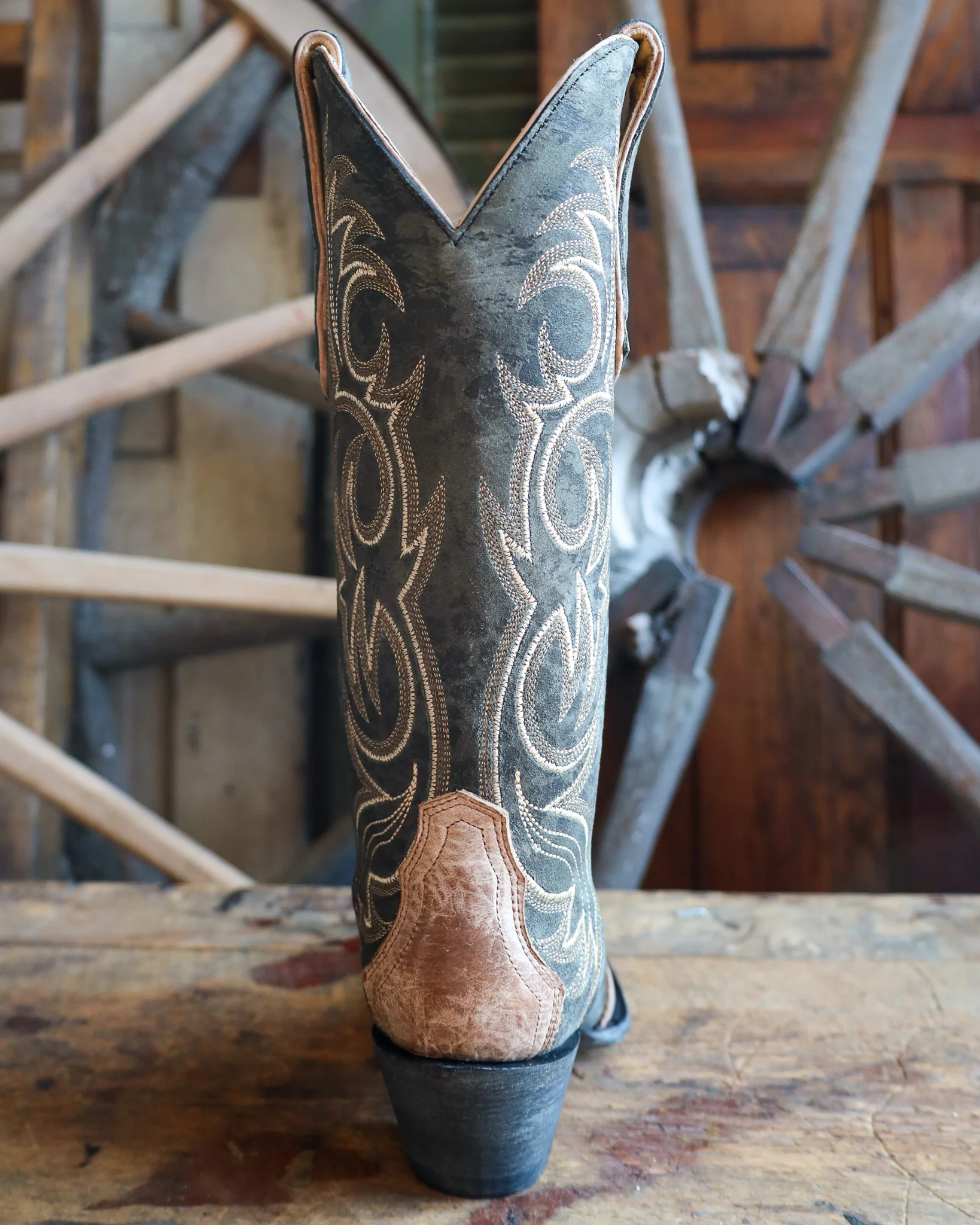 YIPPEE KI YAY BY OLD GRINGO WOMEN'S SOMERS TAN AND CARBON 12" BOOT - Image 9