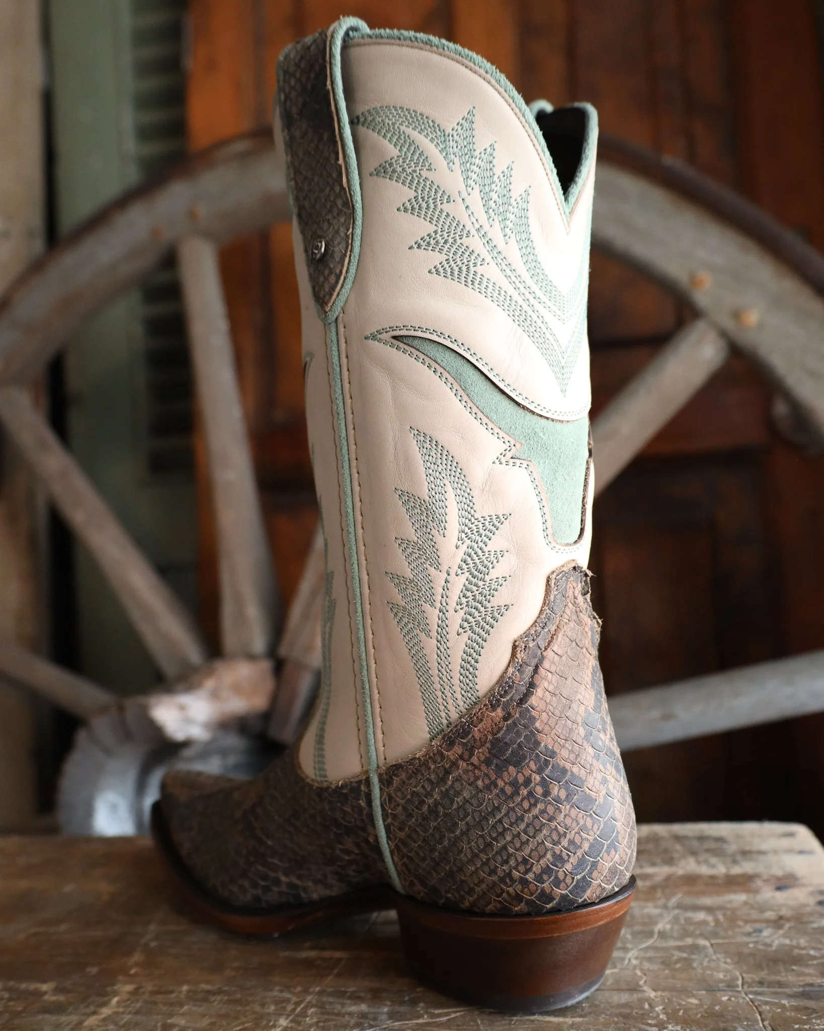 Maverick Exclusive Liberty Black 15th Birthday Steer Inlay Snake Print Boot - Image 6