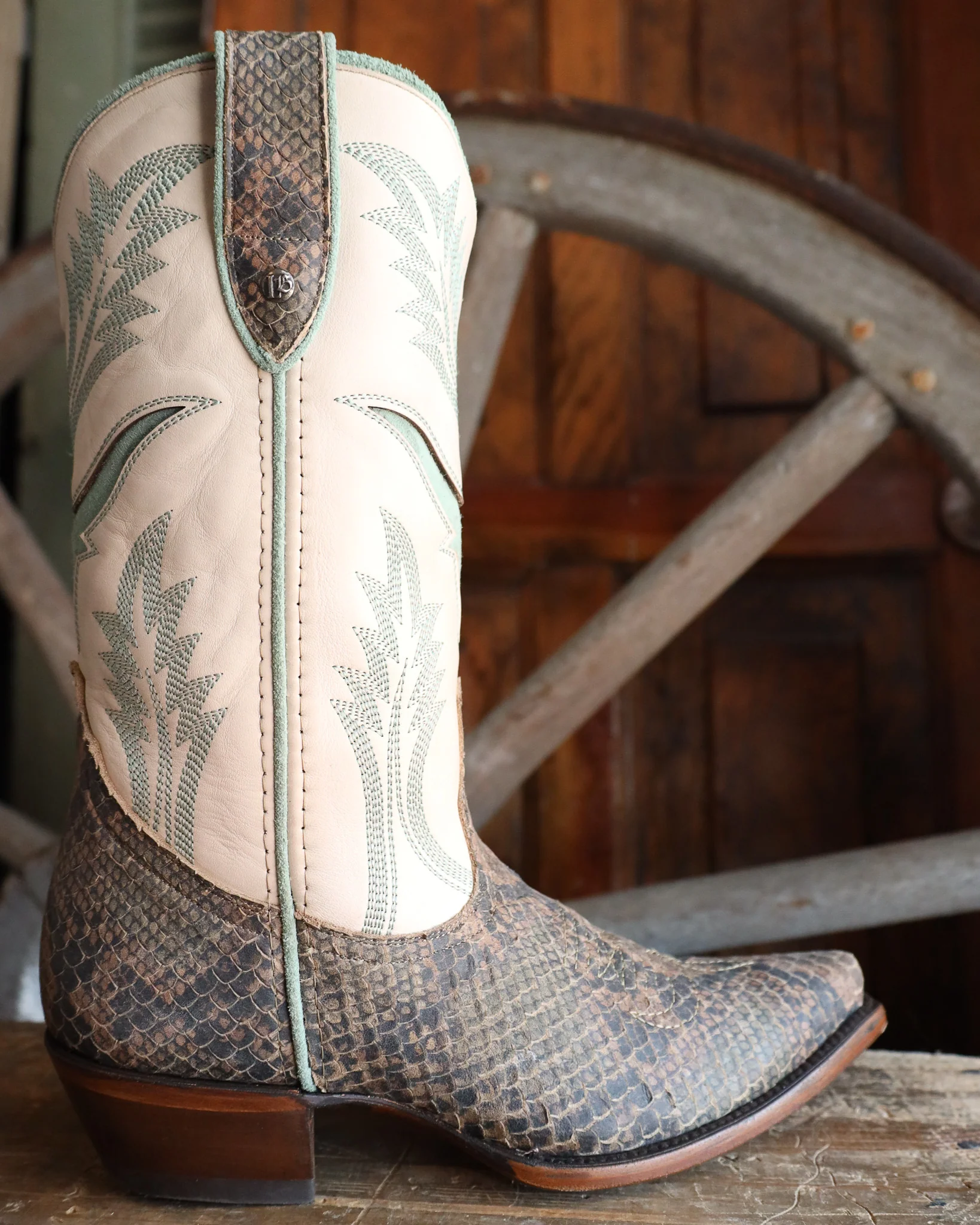 Maverick Exclusive Liberty Black 15th Birthday Steer Inlay Snake Print Boot - Image 8