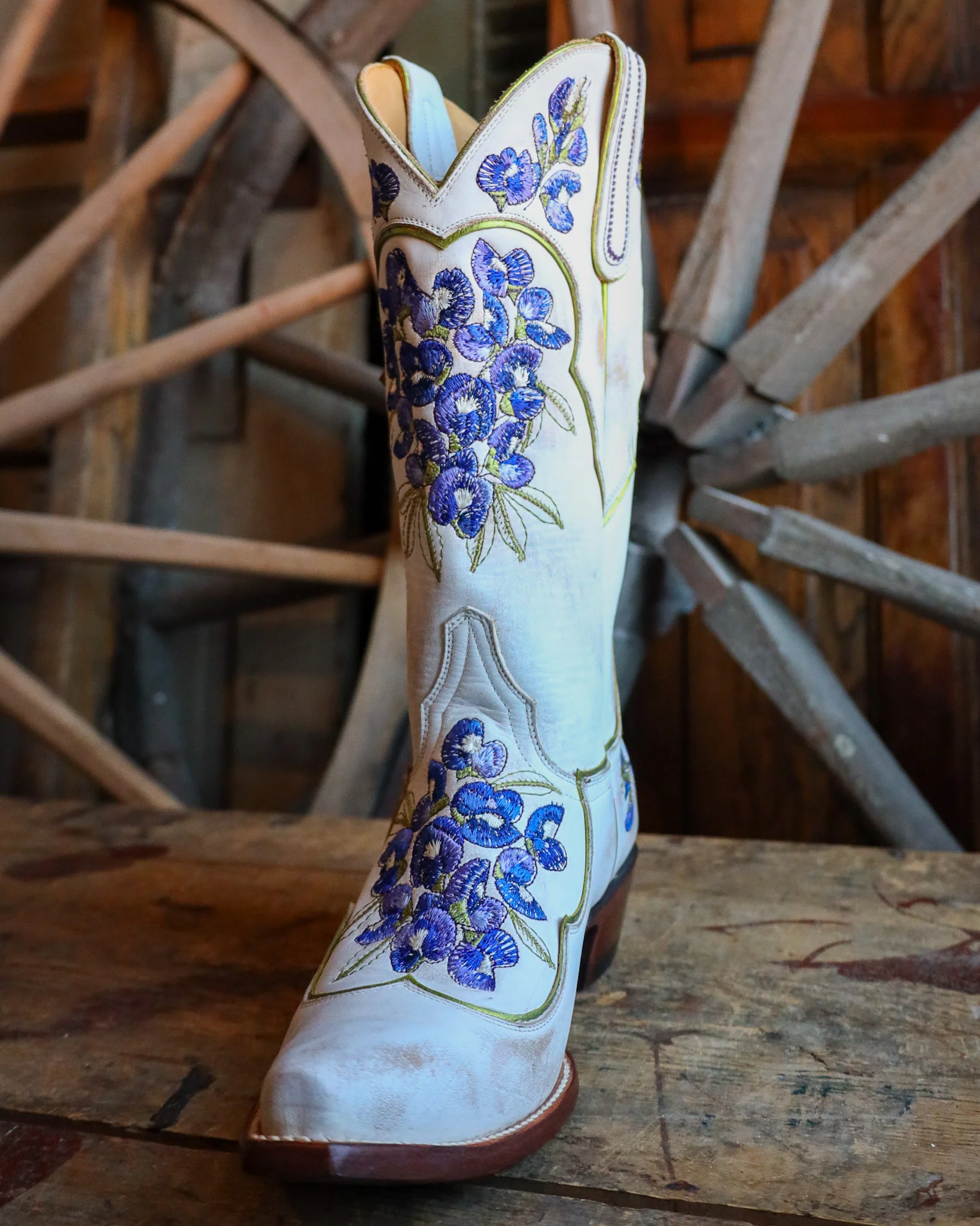 Old Gringo Women's Viola White And Blue 13" Boot - Image 3