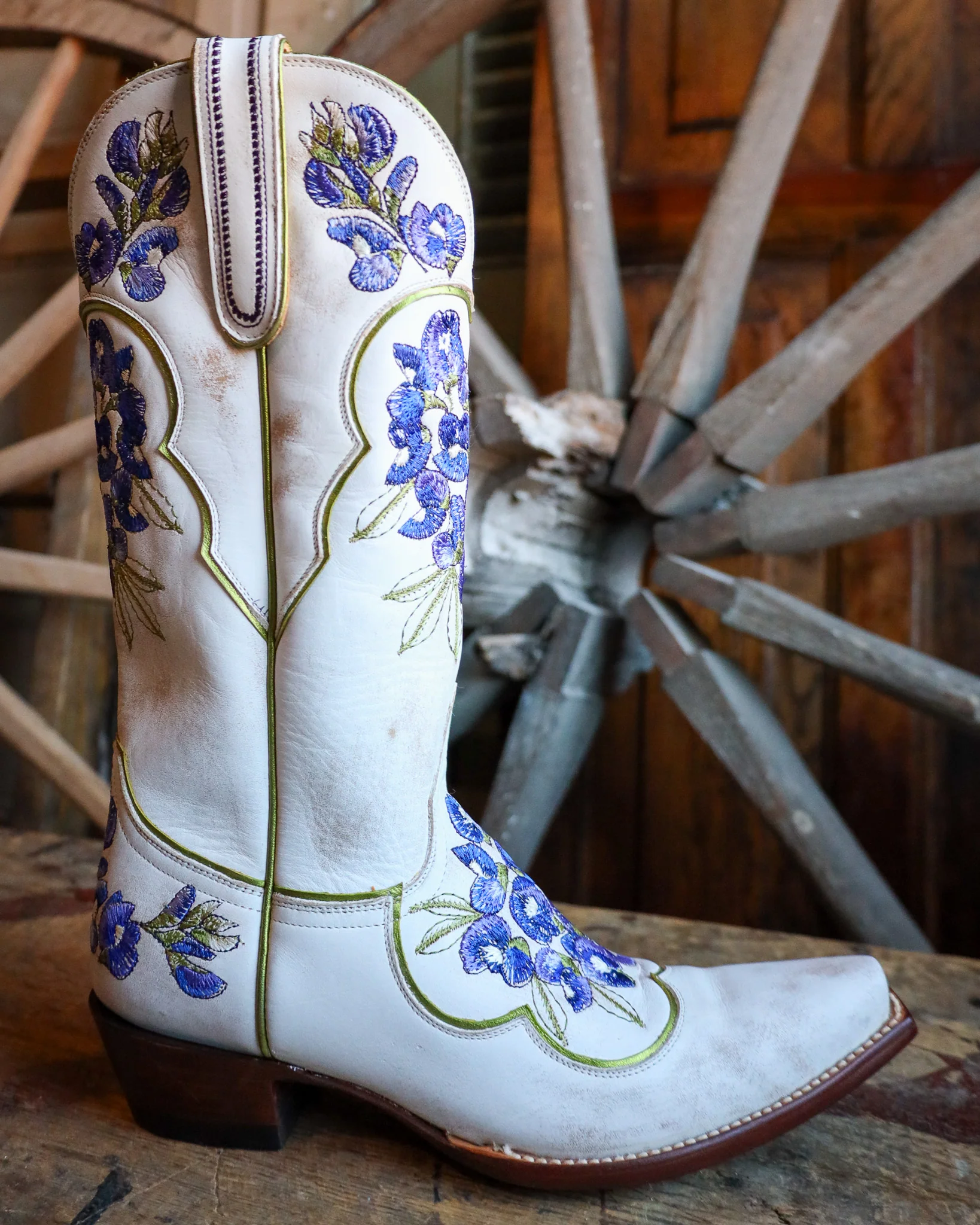 Old Gringo Women's Viola White And Blue 13" Boot - Image 9