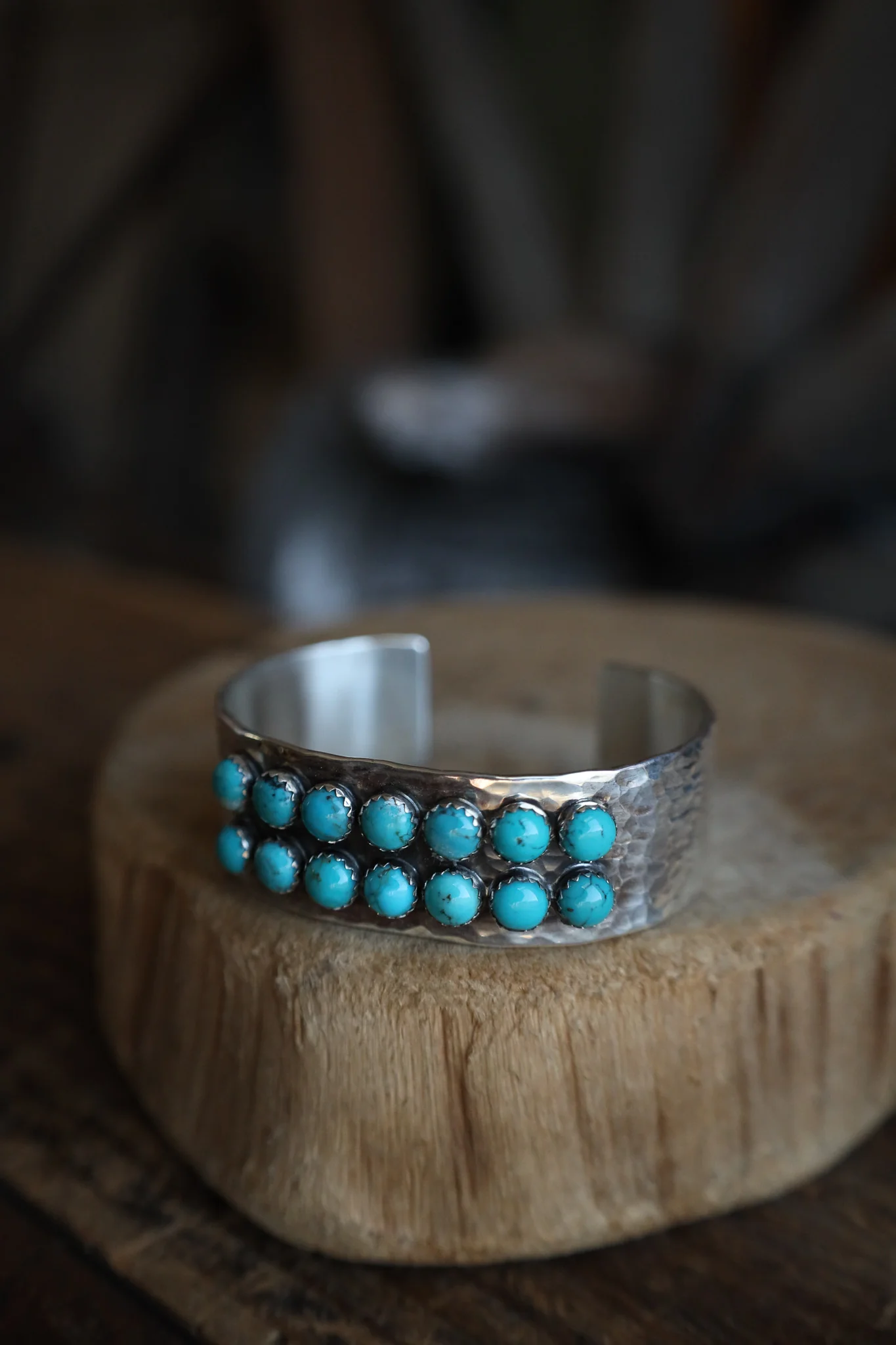 Richard Schmidt 14 Turquoise Rounds 3/4" Cuff - Image 3