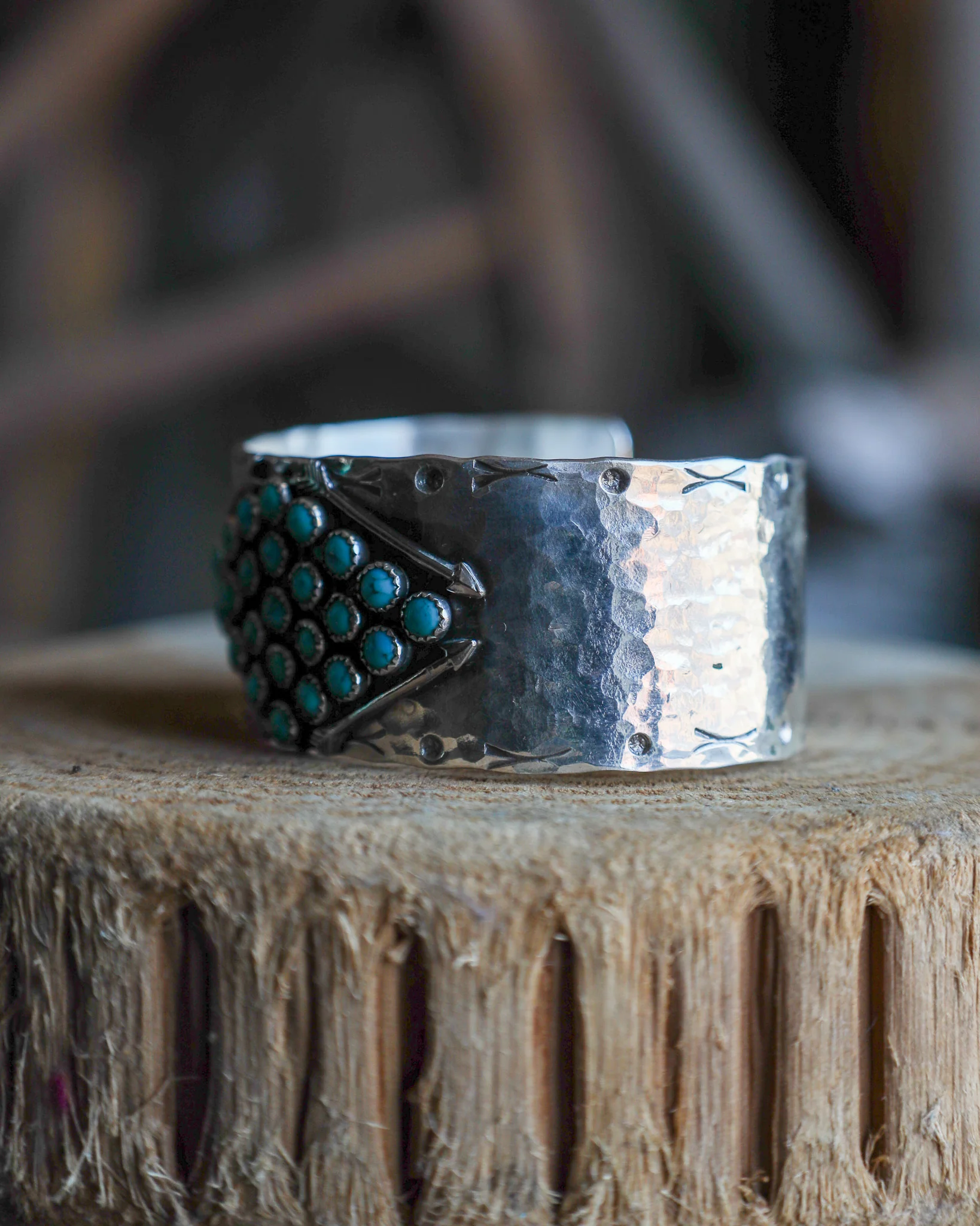 Richard Schmidt 25 Turquoise Dots 4 Arrows 1" Cuff - Image 5