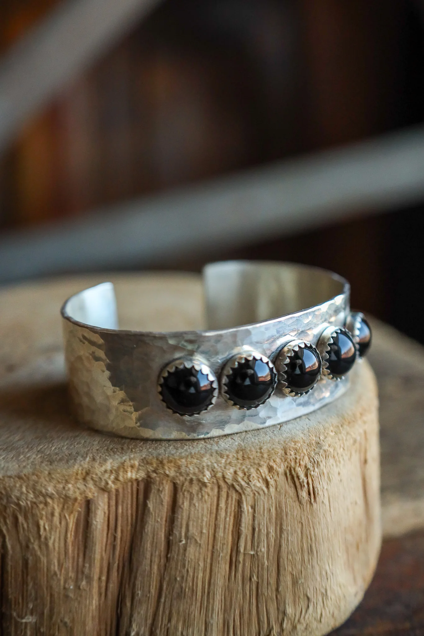 Richard Schmidt 5 Onyx Rounds 3/4" Cuff - Image 2