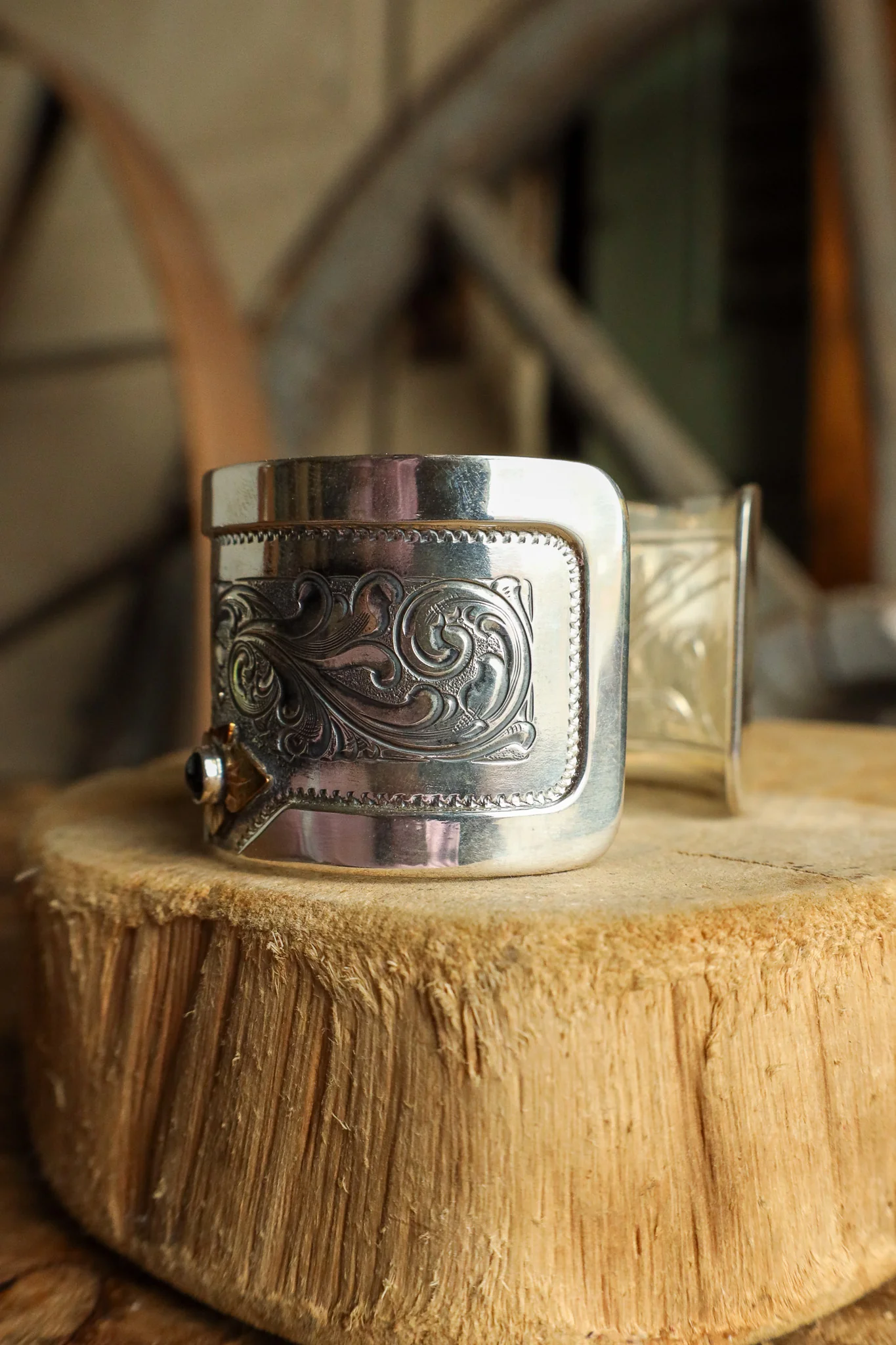 Vogt Bronc Rider Garnets 1.5" Cuff - Image 4