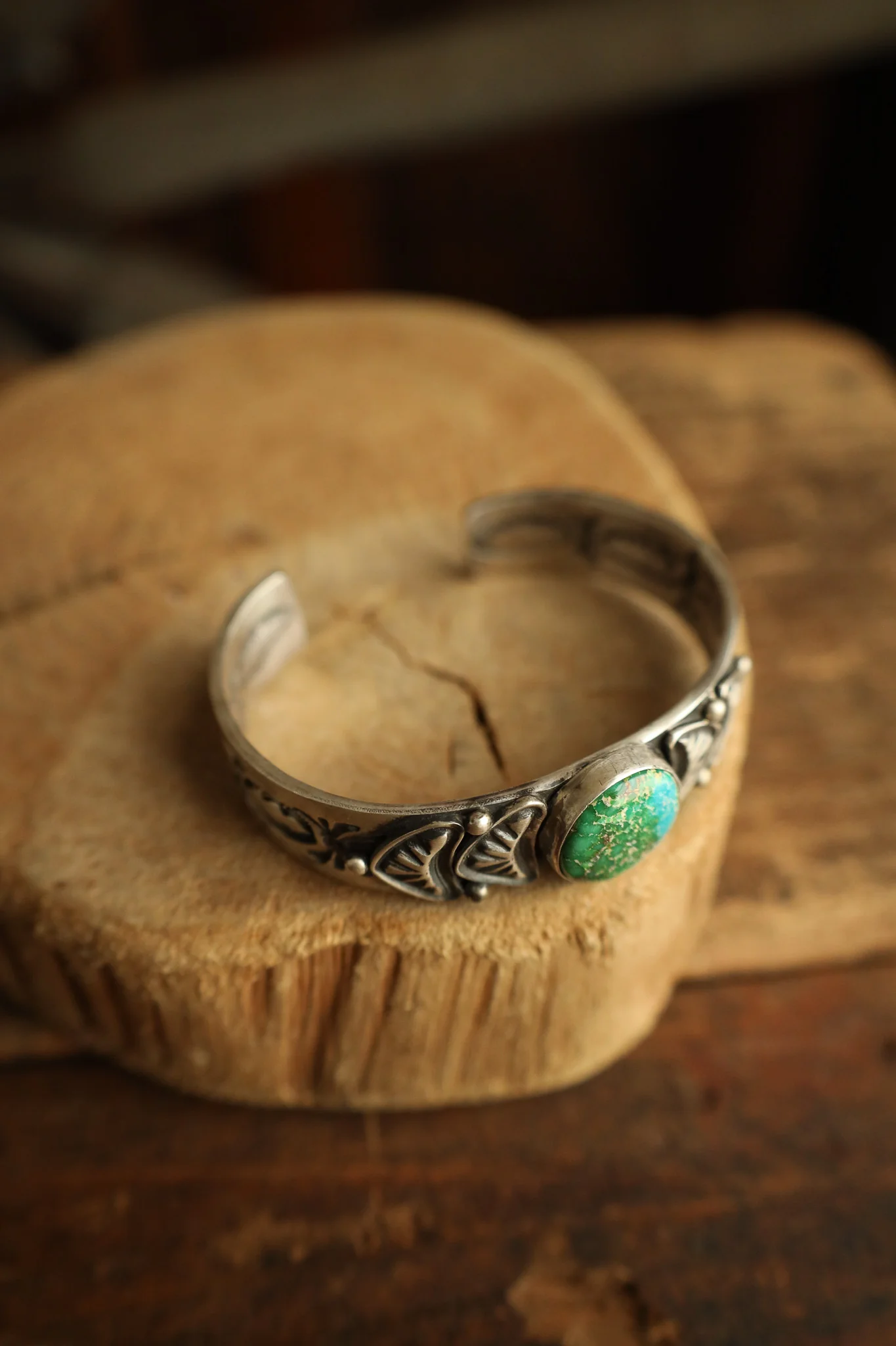 Round Turquoise Mottled With Fancy Band Cuff - Image 4