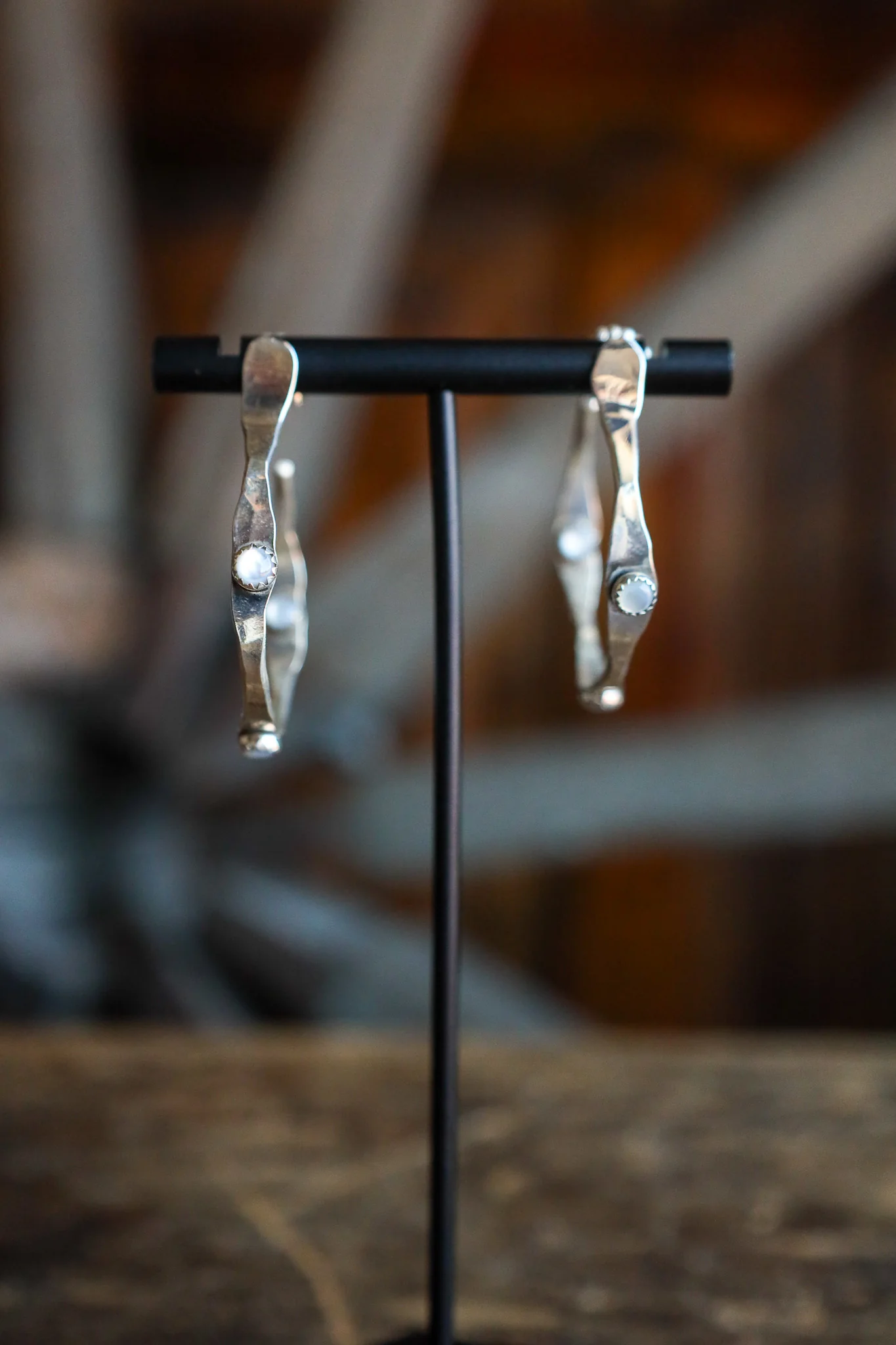 Richard Schmidt Small Hoop 3 Mother Of Pearl Dots 4" Earring - Image 2