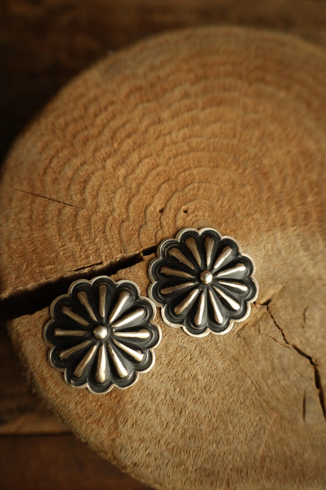 Starburst Scallop Post Earring - Image 3