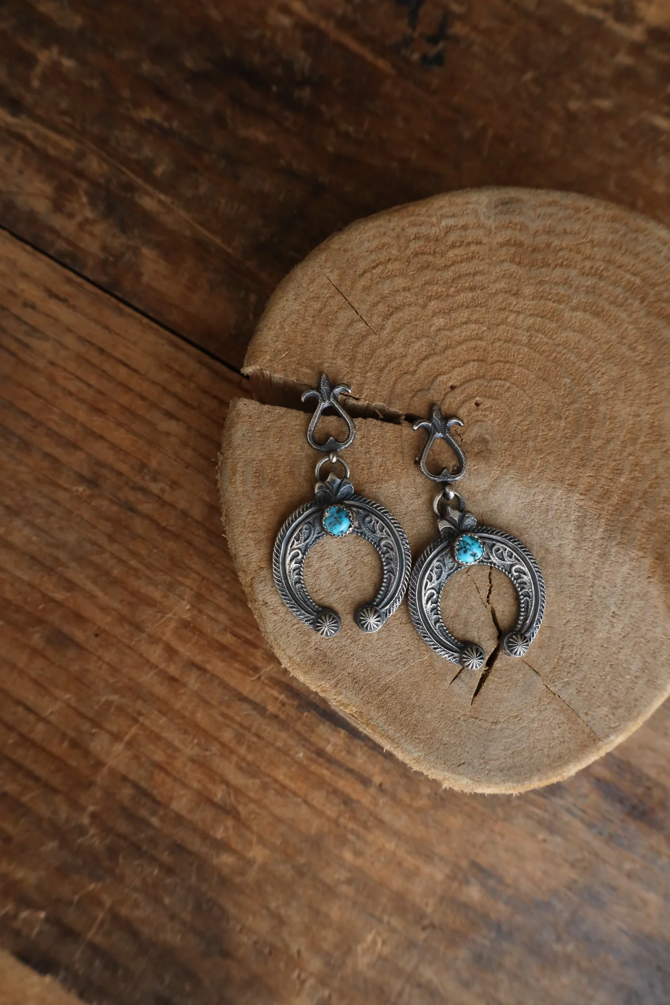 Peyote Bird Vintage Naja With Turquoise Stone Post Earring - Image 6