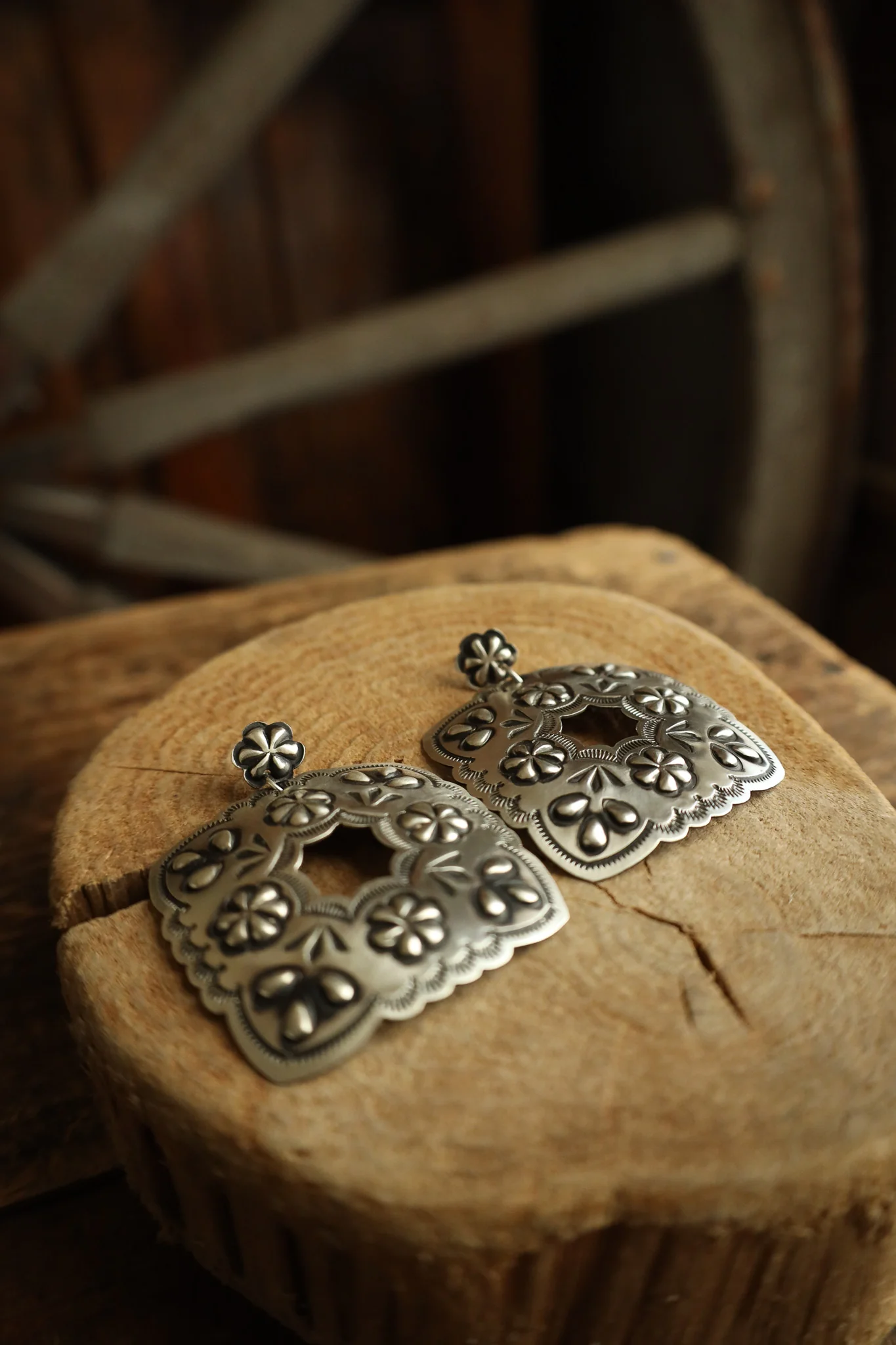 Extra Large Square Concho With Cutout Earring - Image 4