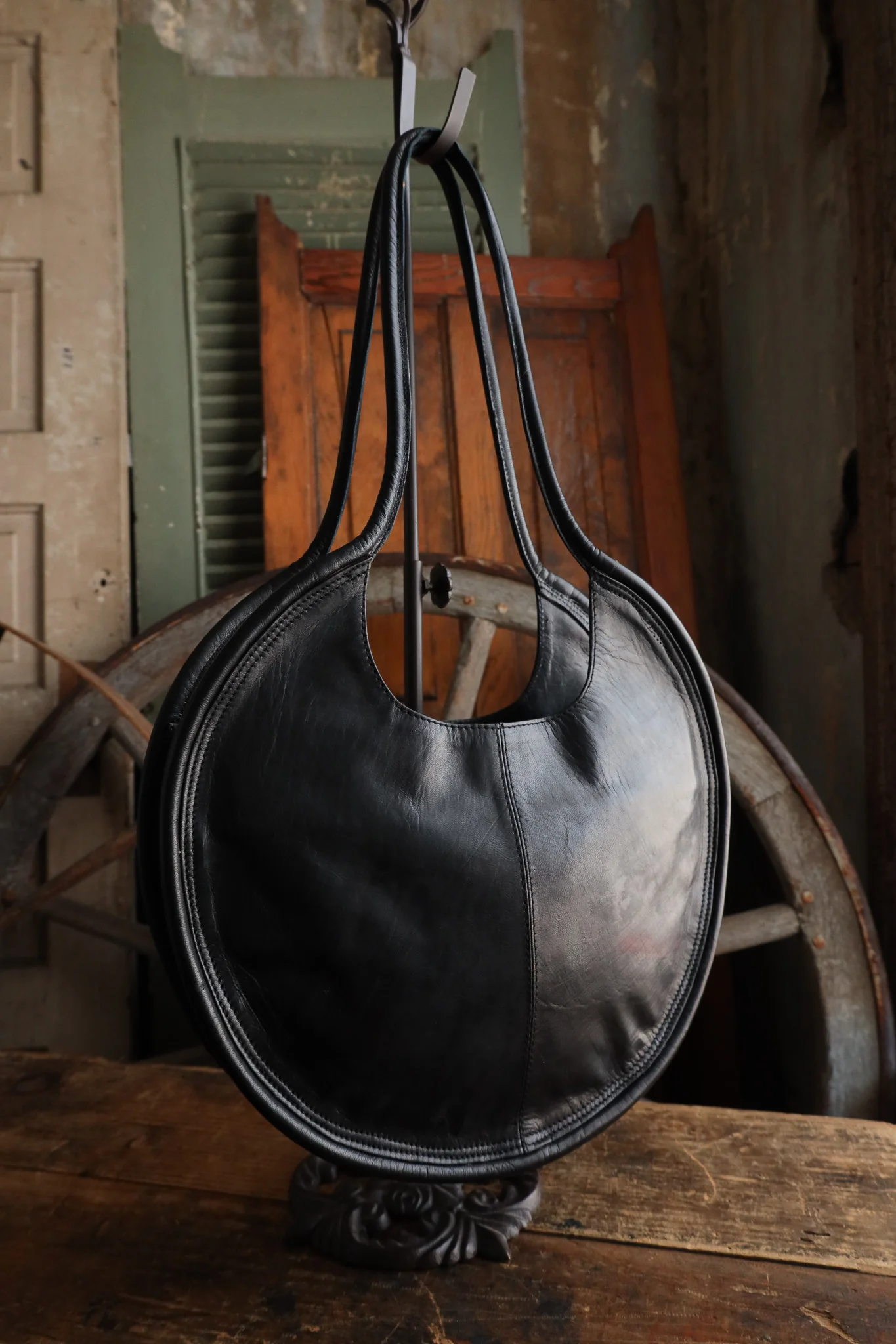 Leather Circle Bag- Black - Image 2