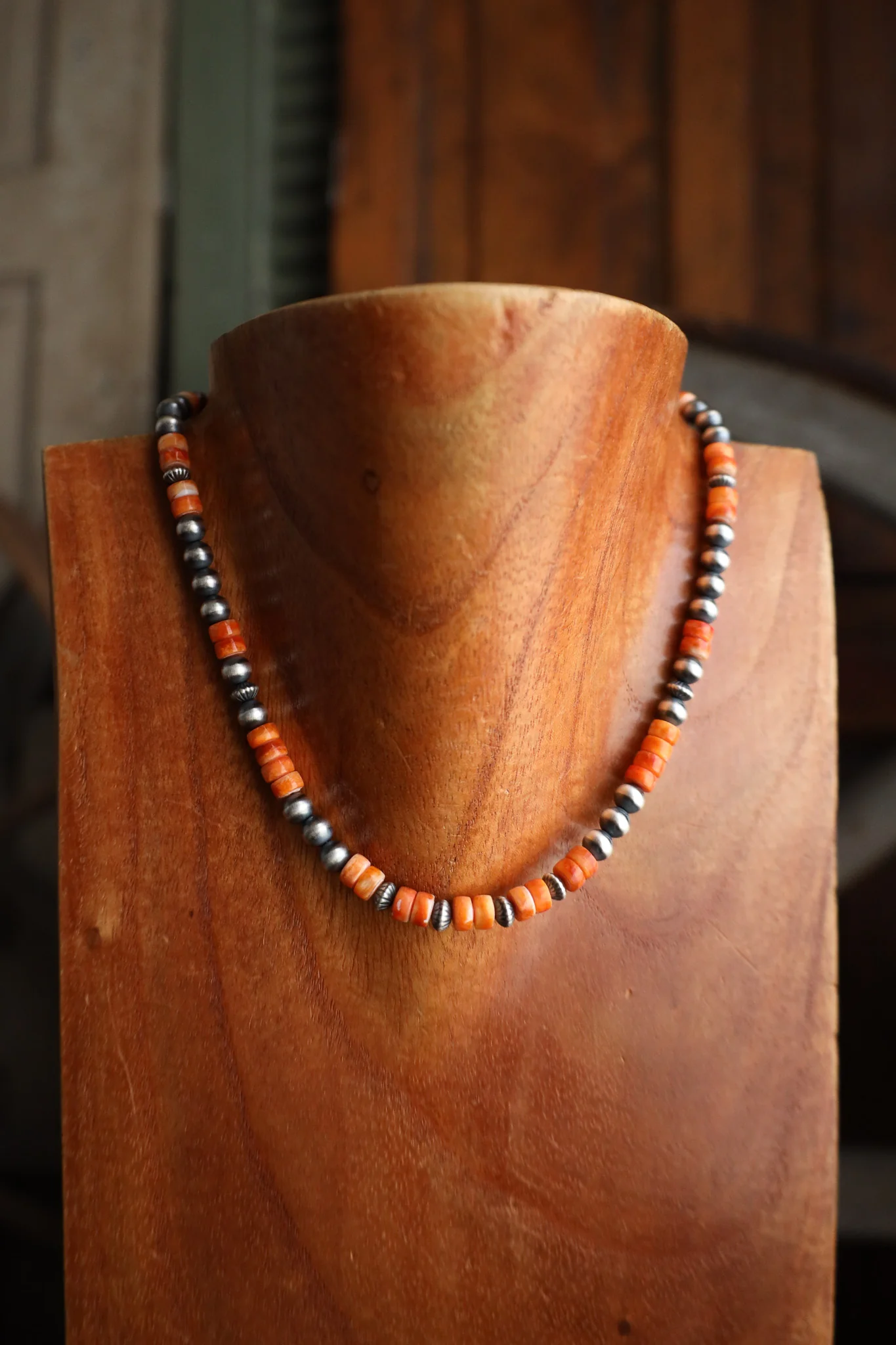 16" Spiny Oyster Donuts Mixed Navajo Pearls 6MM Necklace