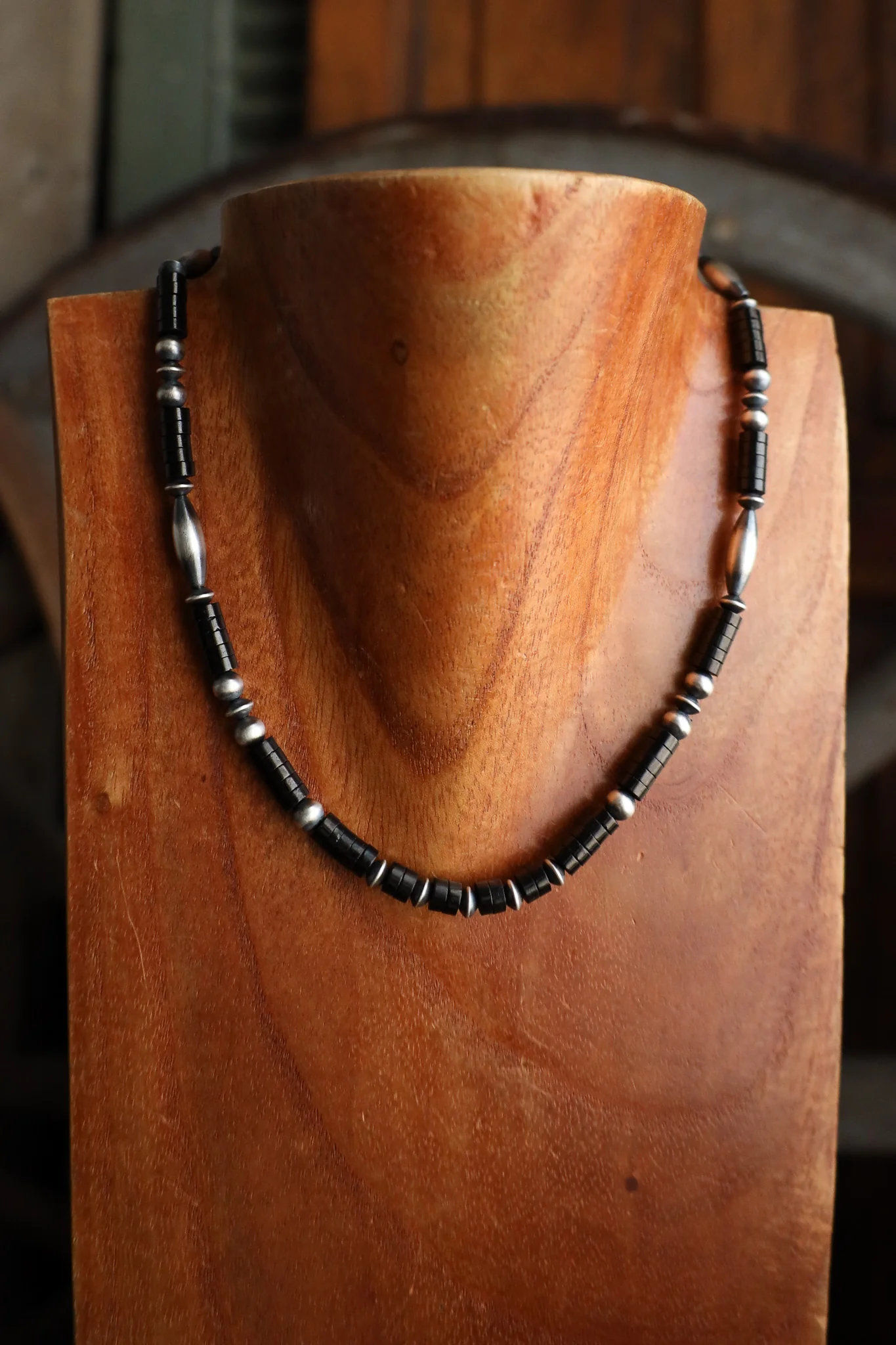 18" Onyx Beads Mixed Navajo Pearl Necklace