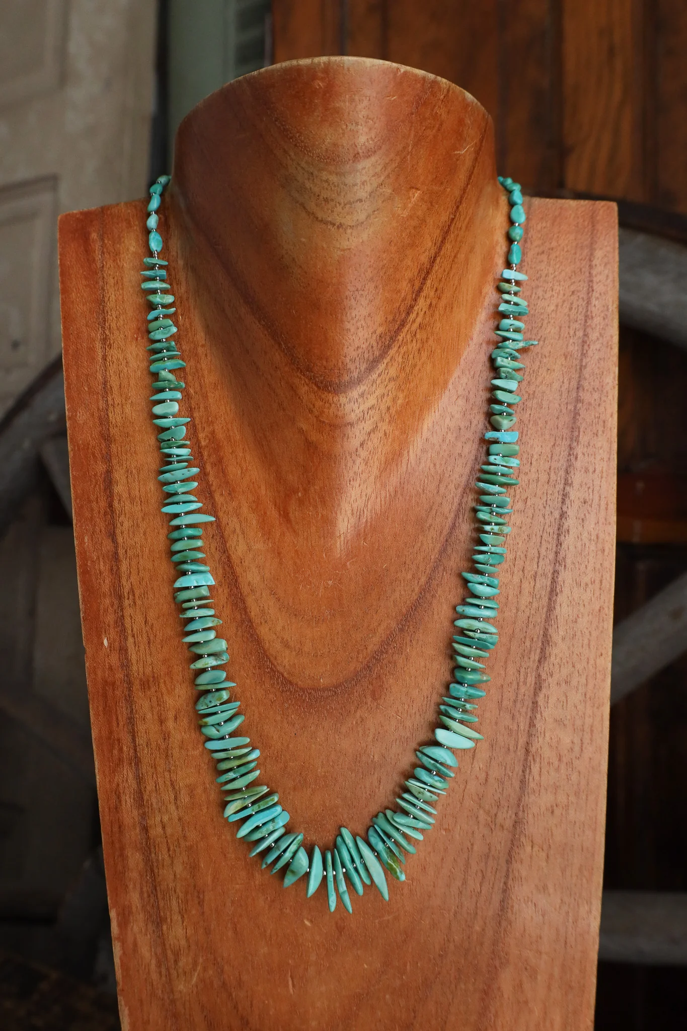 Peyote Bird 20" Green Turquoise Chips Necklace