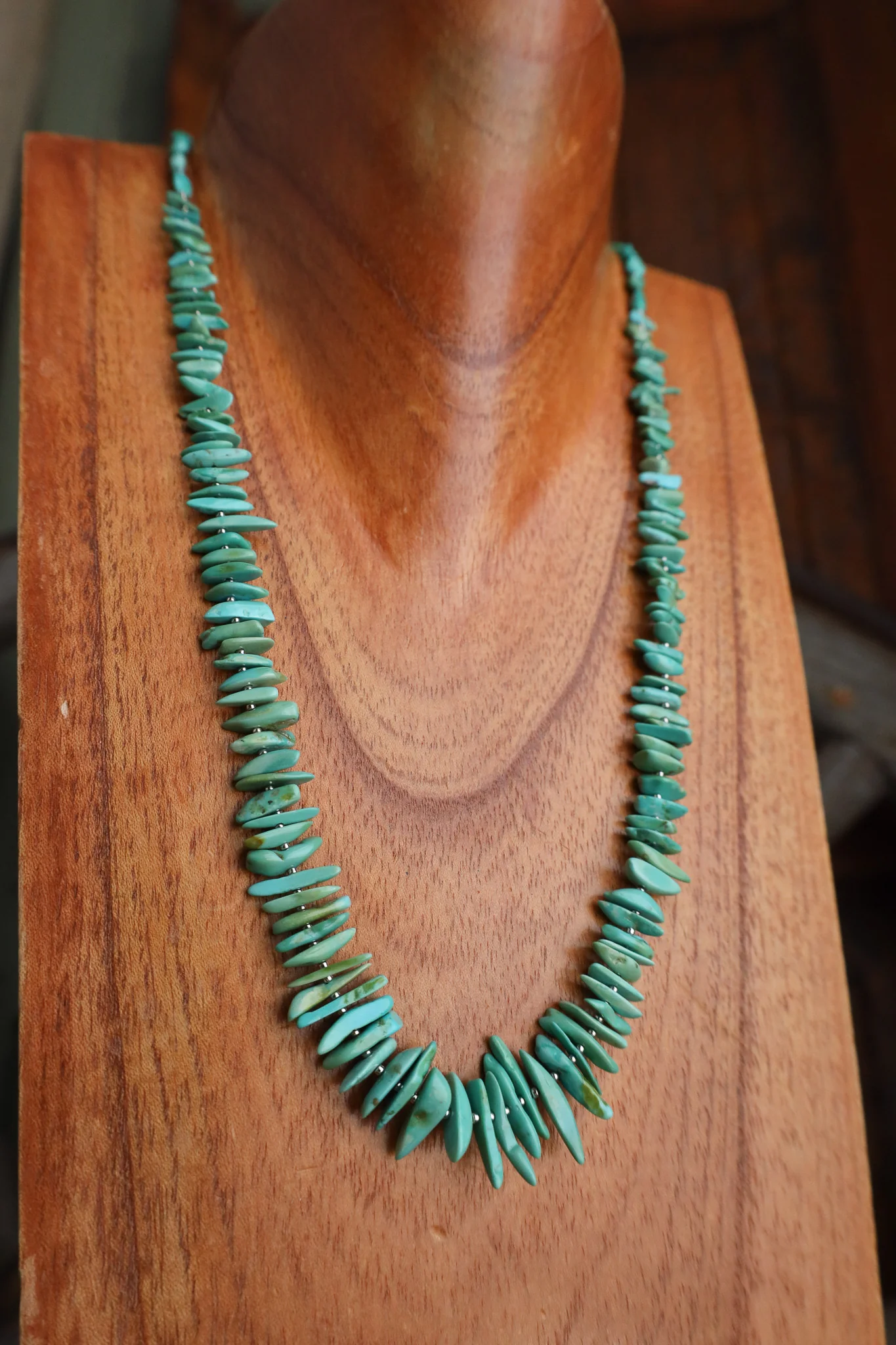 Peyote Bird 20" Green Turquoise Chips Necklace - Image 5