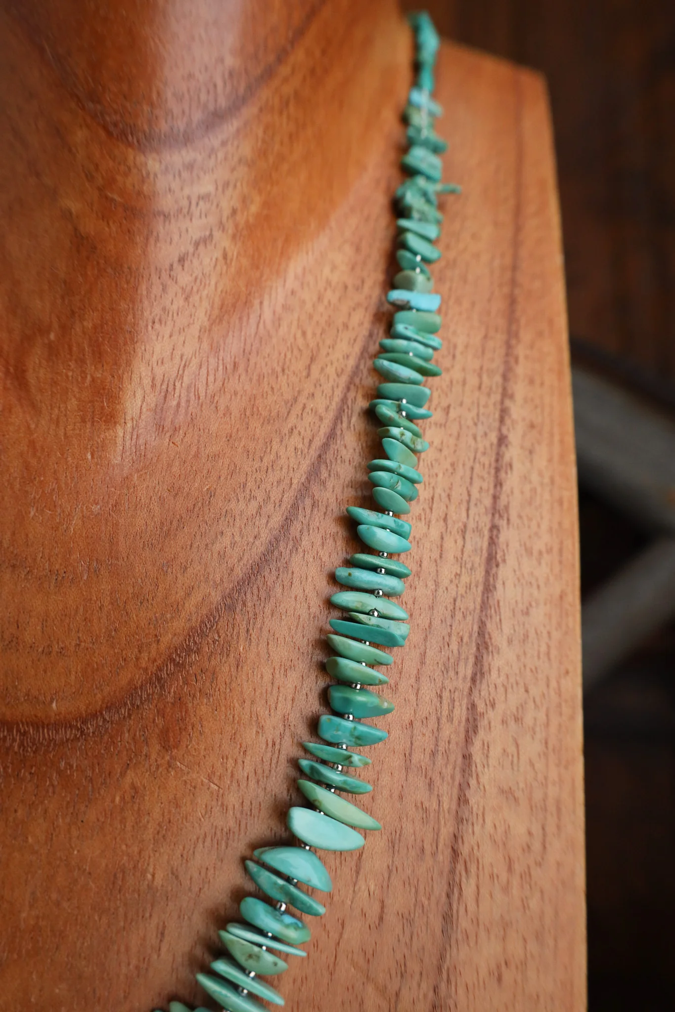 Peyote Bird 20" Green Turquoise Chips Necklace - Image 6
