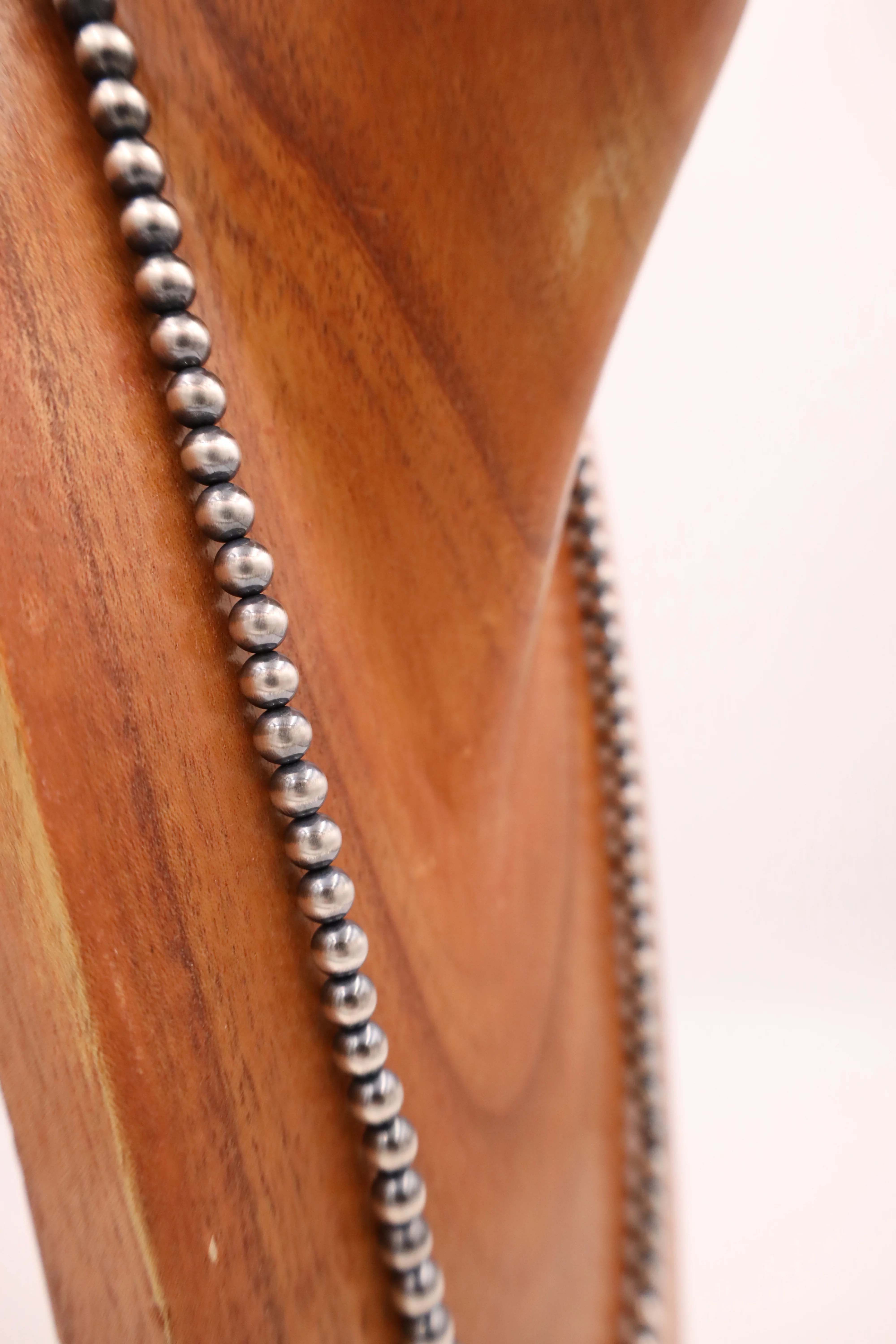 Sterling Silver Navajo Pearl 26" 7MM Necklace - Image 3