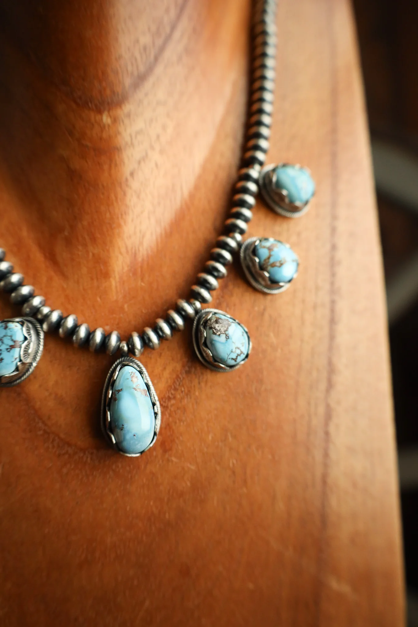 7 Blue And Brown Turquoise Navajo Pearl Saucers Necklace - Image 3
