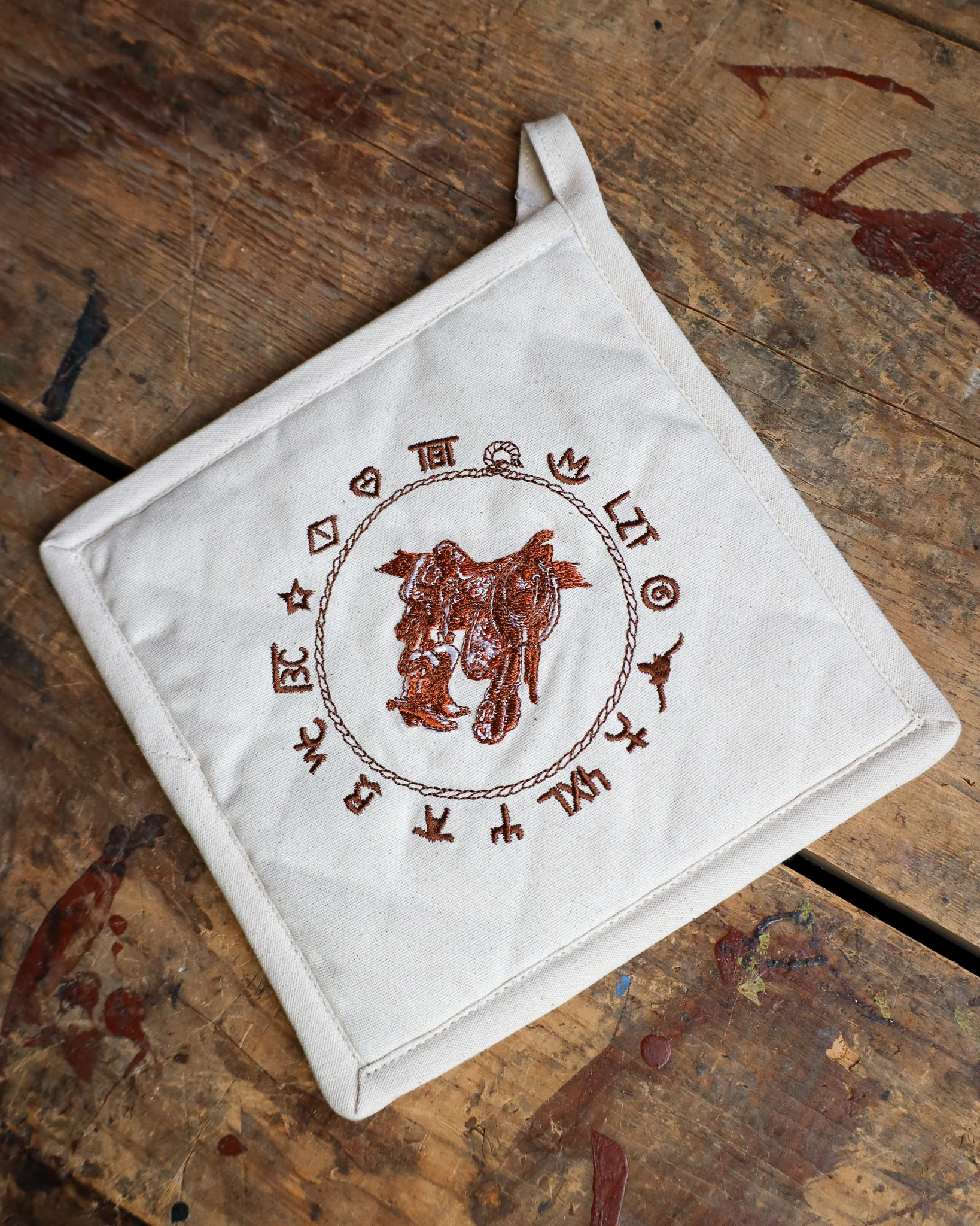 WEST CREATIONS BOOTS POT HOLDER - Image 4