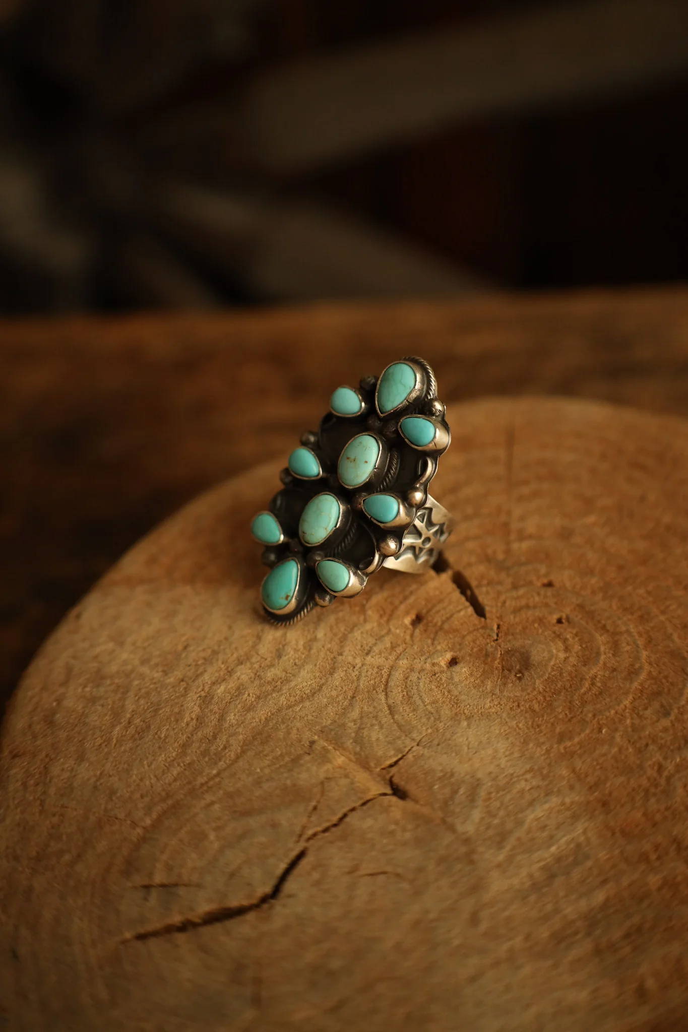 10 Turquoise Design Ring- Size 7 - Image 3