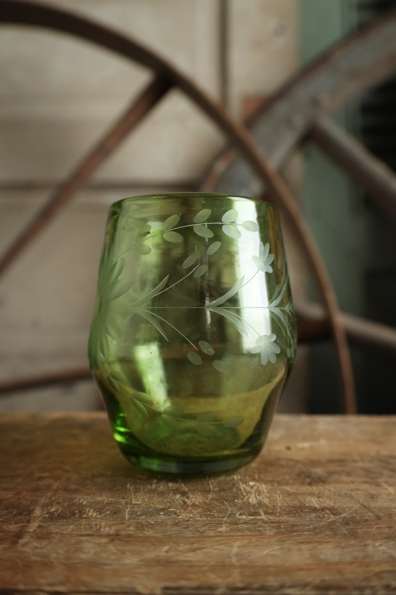 Rose Ann Hall Condessa Stemless Wine Glass- Verde - Image 2